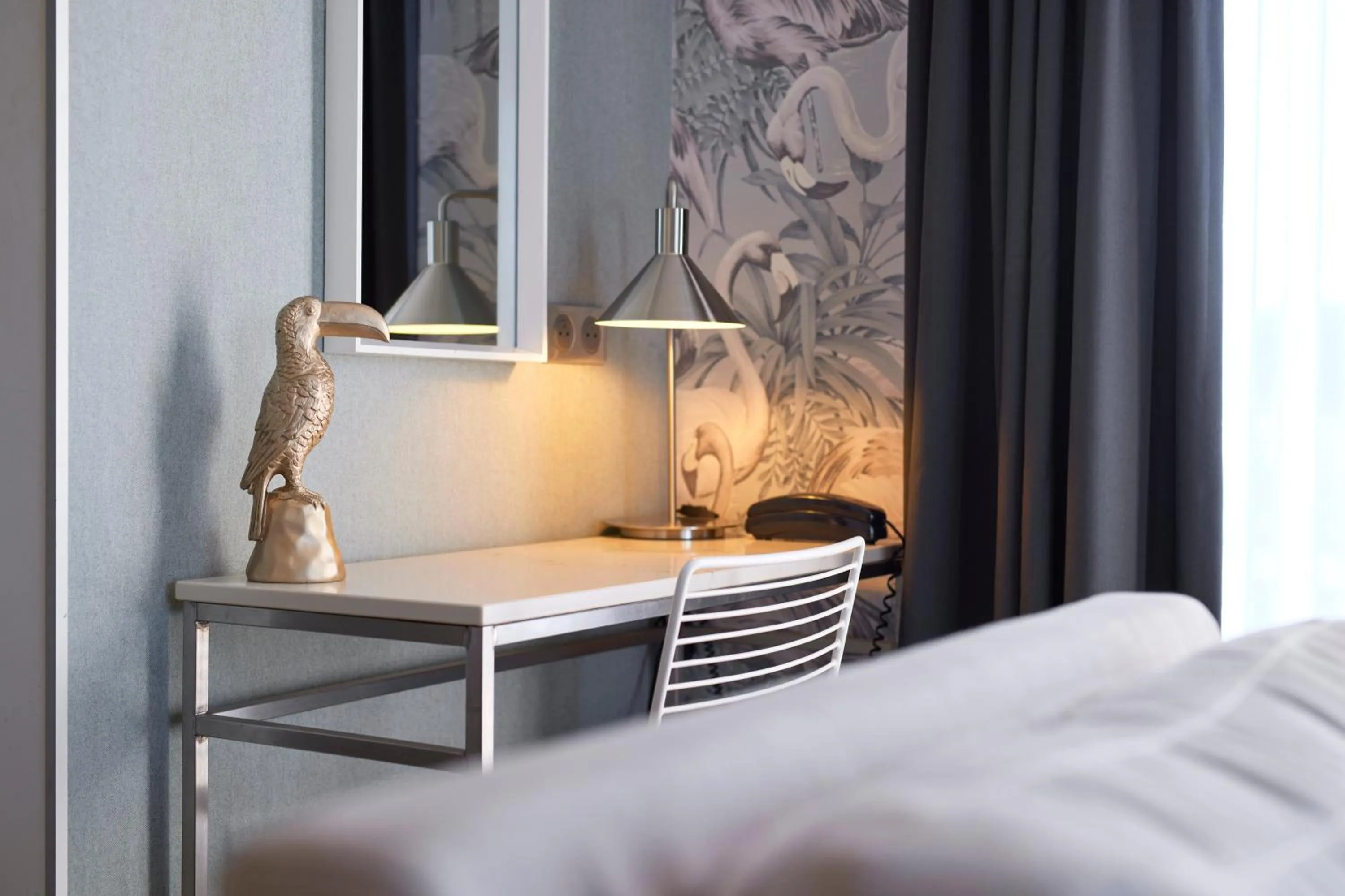 Bedroom, Bed in Van der Valk Hotel Saint-Aygulf