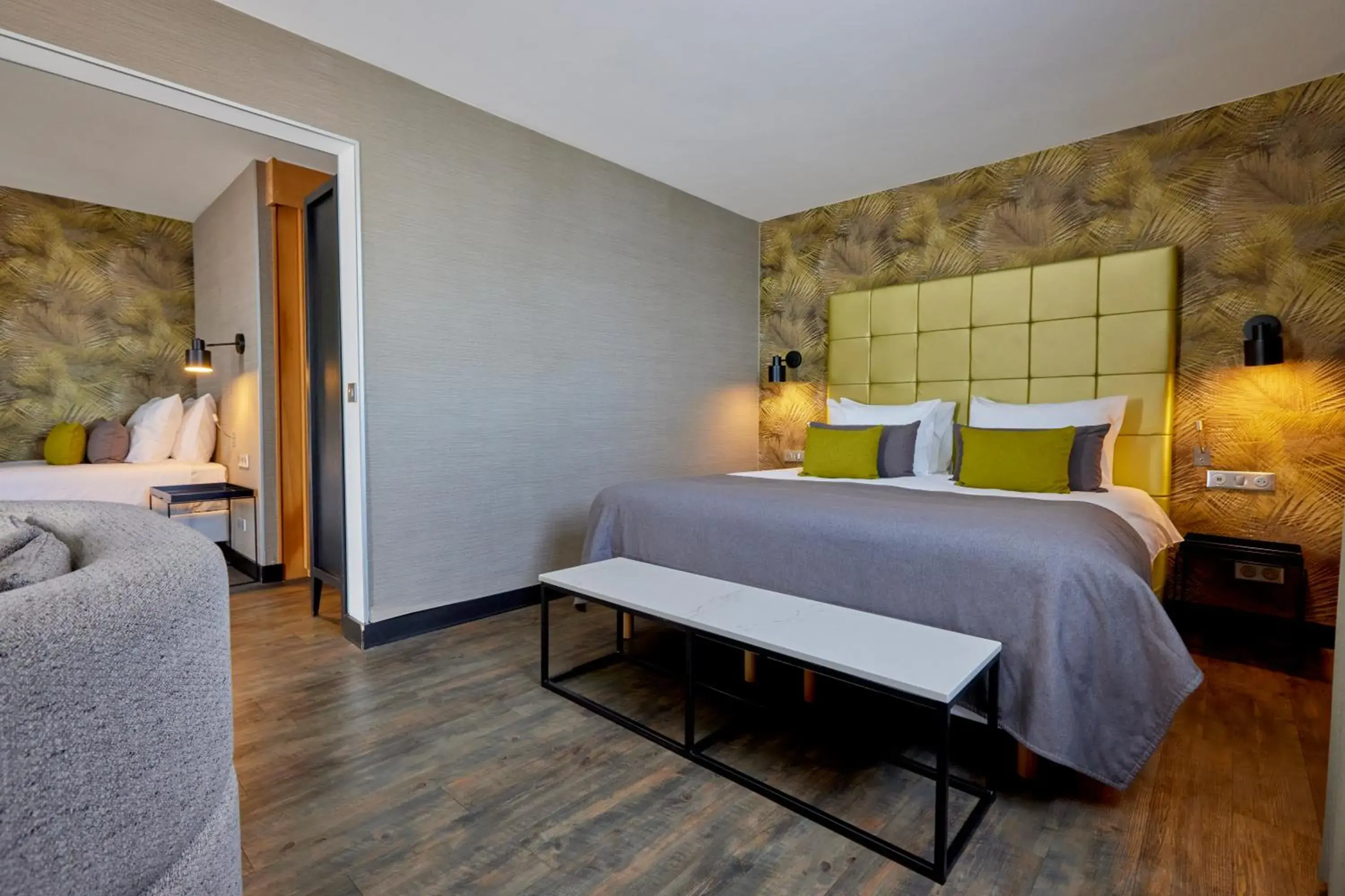 Superior Suite with sea view and balcony in Van der Valk Hotel Saint-Aygulf Superior Suite with sea view and balcony in Van der Valk Hotel Saint-Aygulf