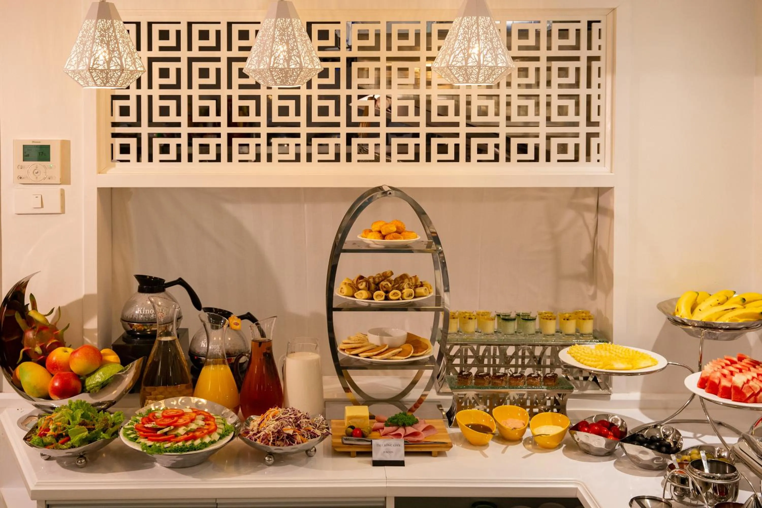 Restaurant/places to eat in Hanoi Fiesta Central Hotel and Spa