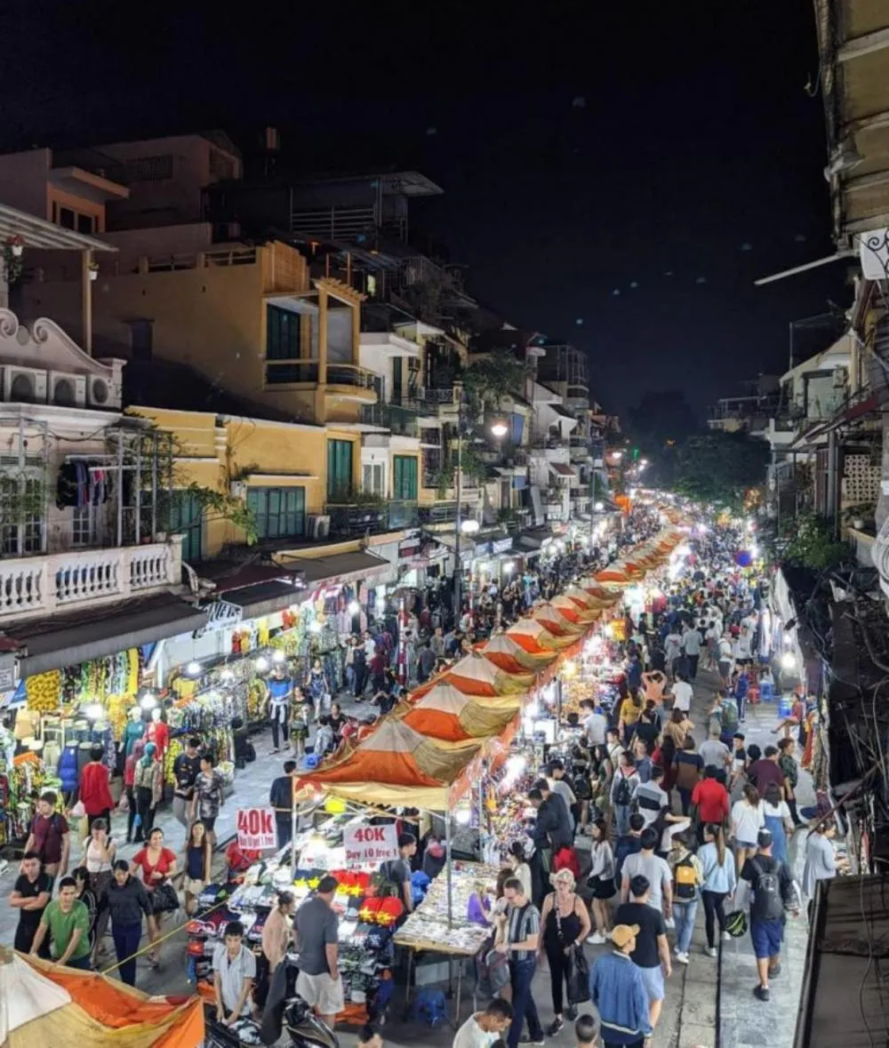 Property building in Hanoi Fiesta Central Hotel and Spa