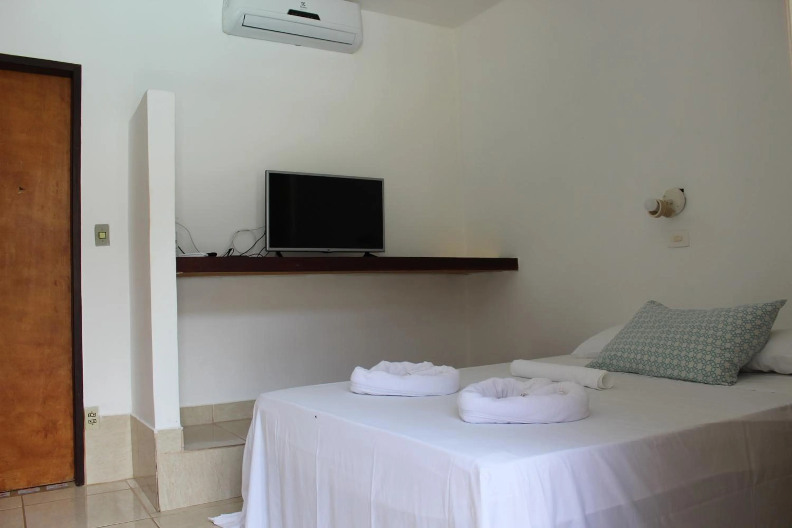 Bedroom, Bed in Pousada Água de Fuego