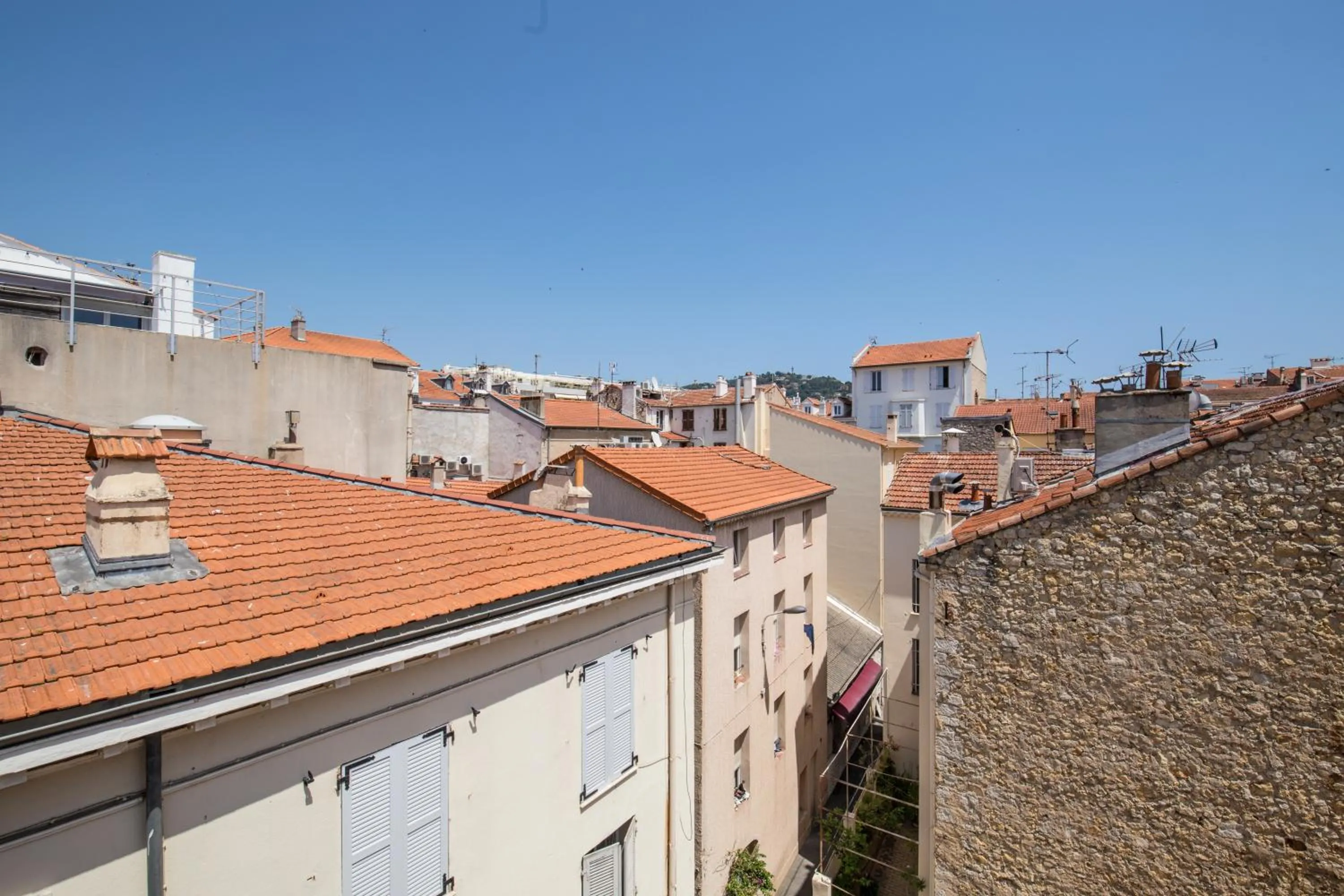 City view in Cannes Croisette Prestige Apart'hotel