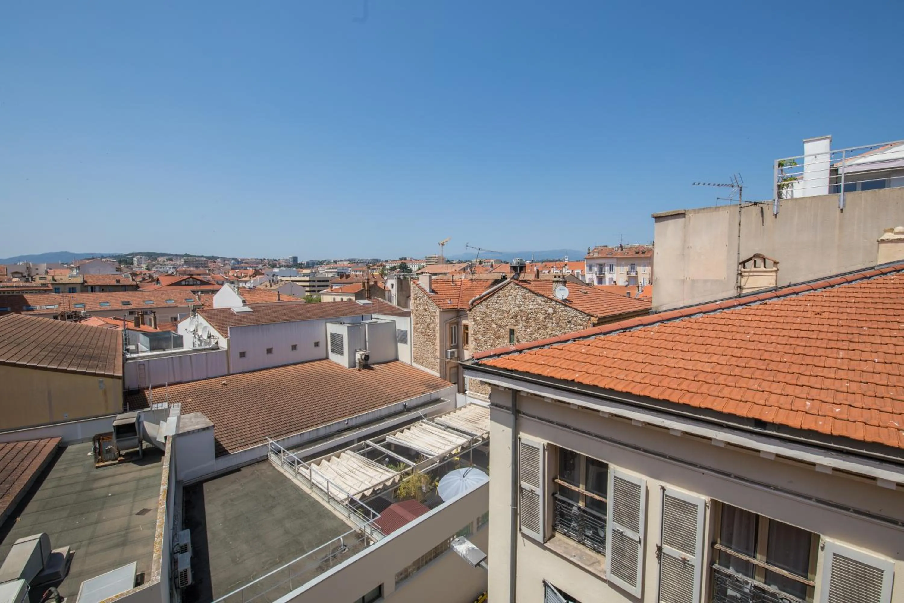 Neighbourhood in Cannes Croisette Prestige Apart'hotel