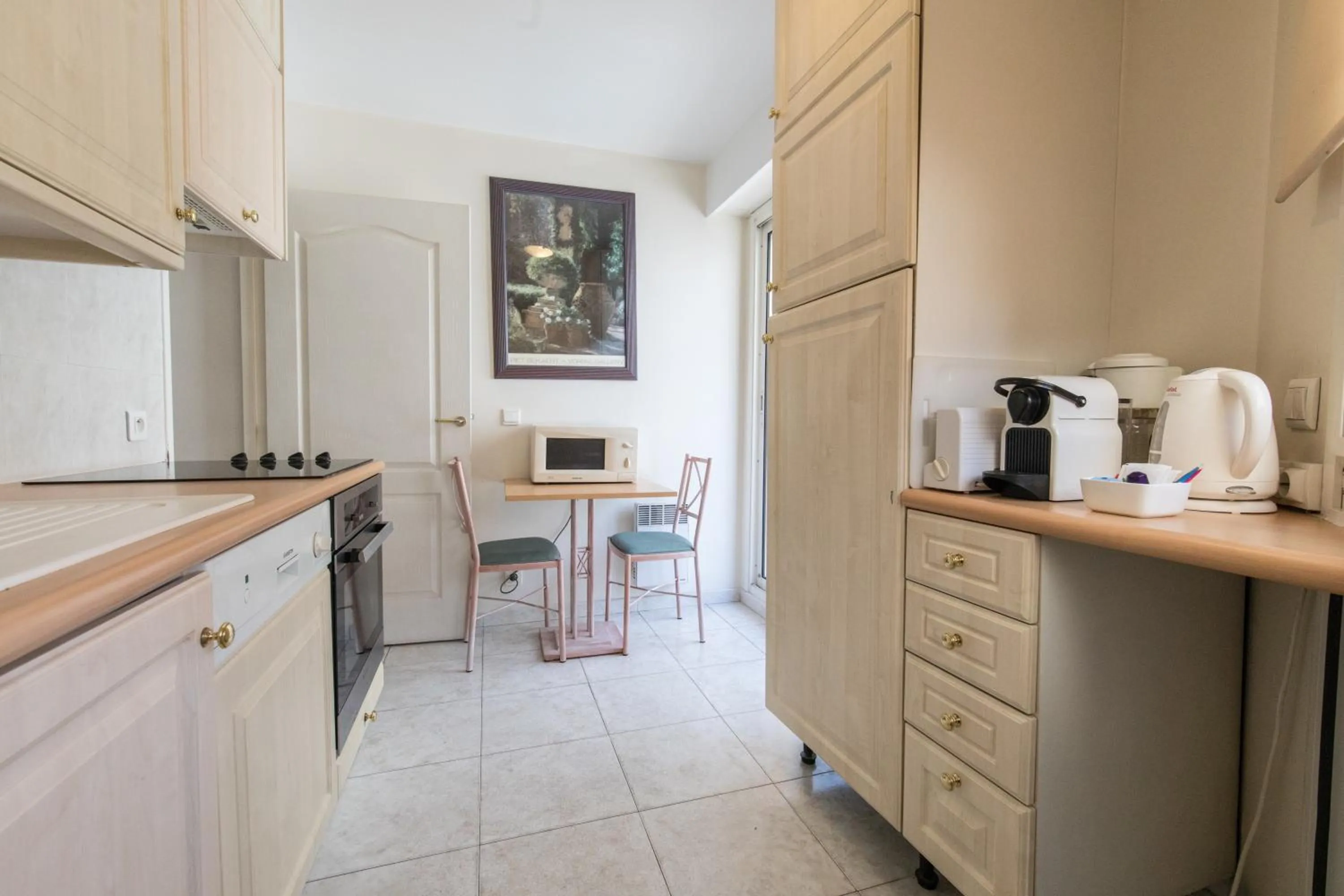 Coffee/tea facilities in Cannes Croisette Prestige Apart'hotel