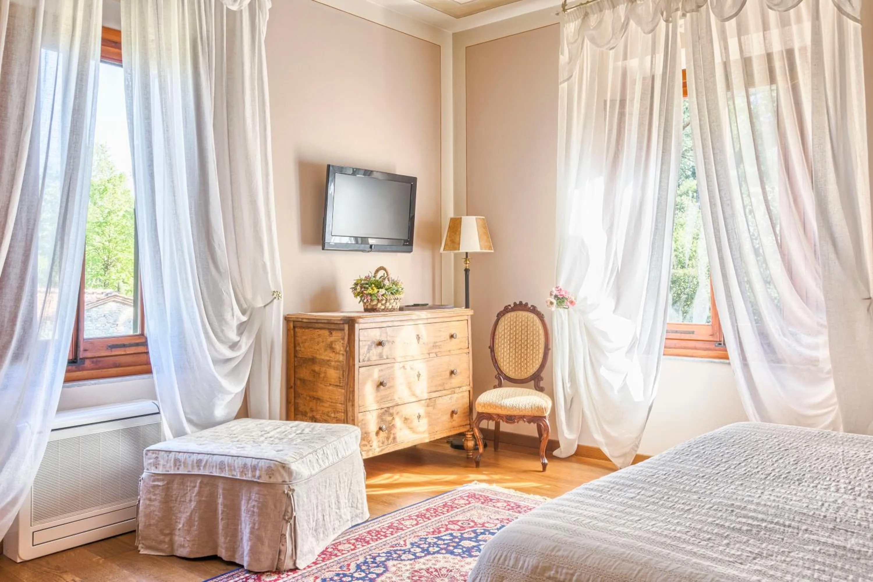 Bedroom, Bed in Villa Sestilia Guest House