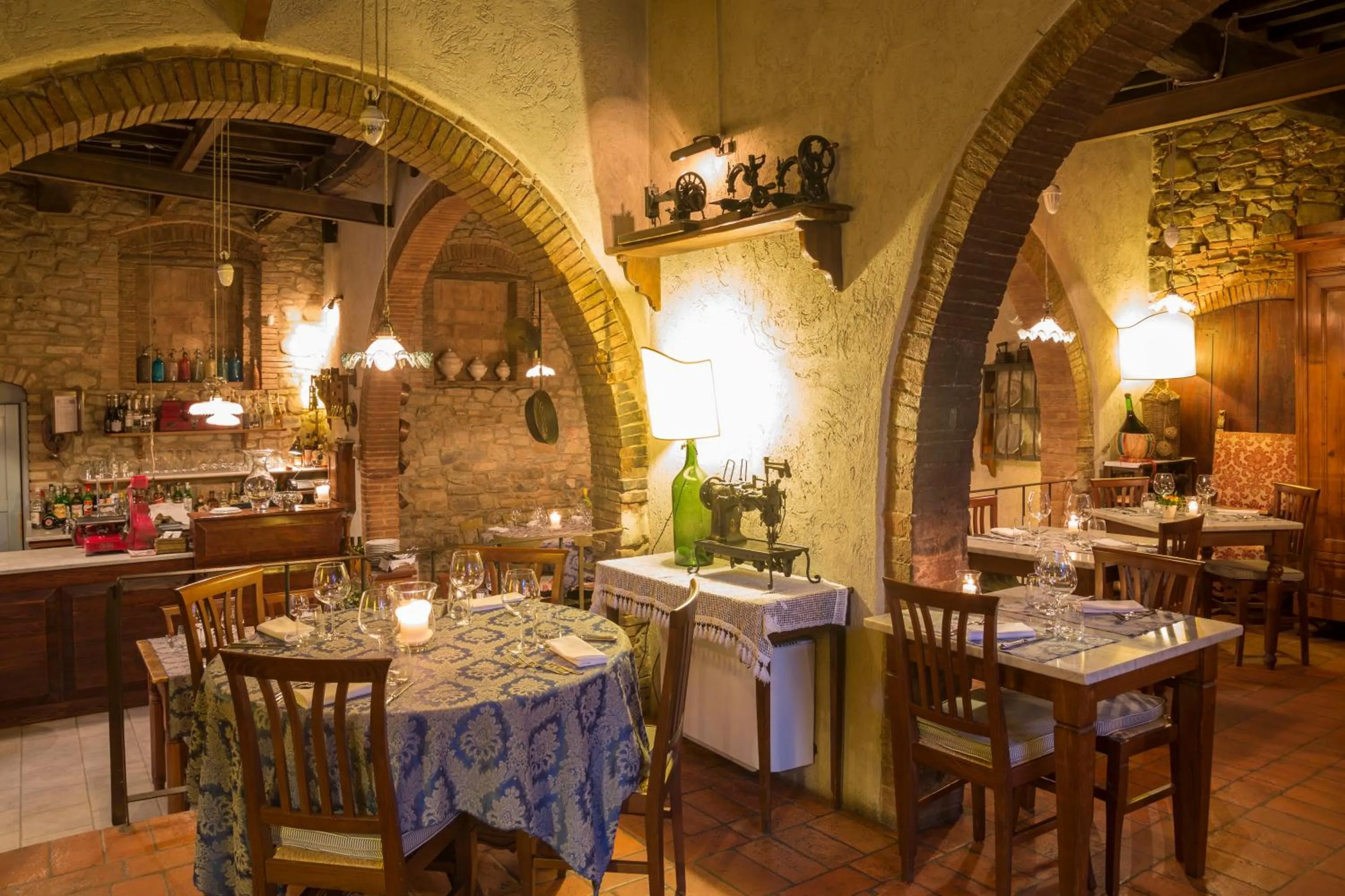 Restaurant/places to eat in Villa Sestilia Guest House