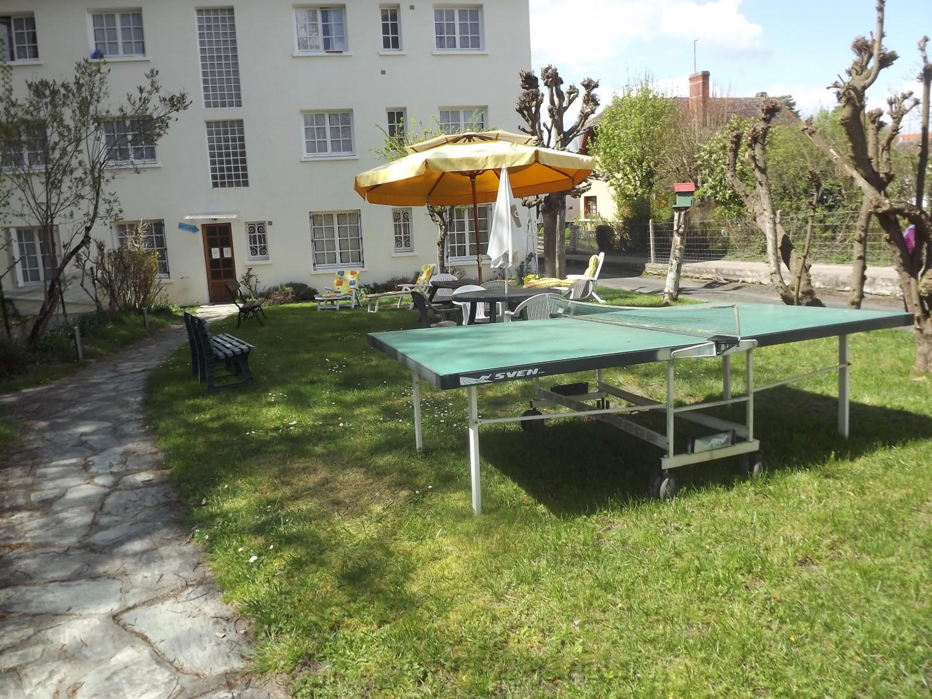 Table tennis in Hotel de L'Europe, La Roche-Posay