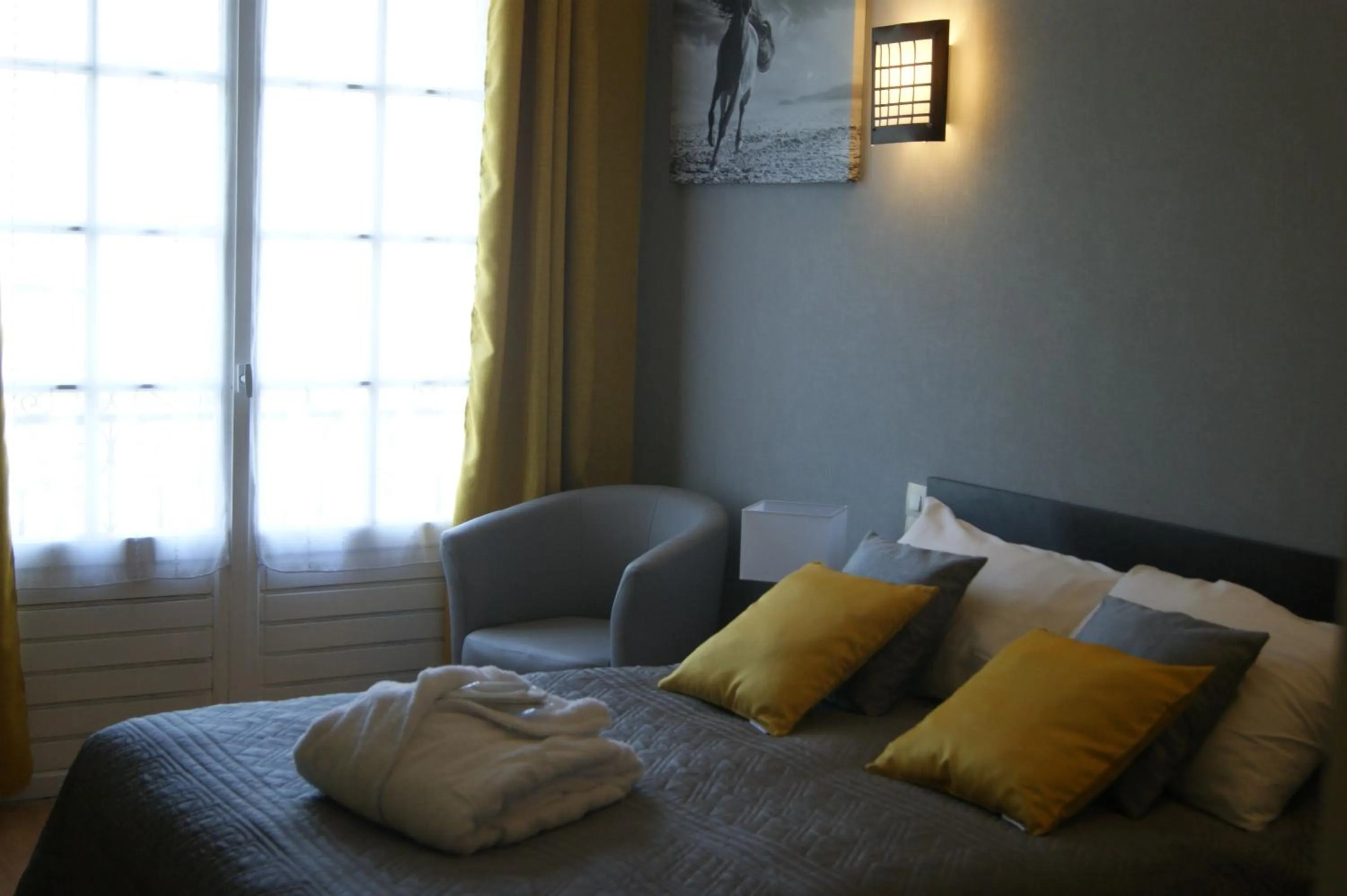 Bedroom, Seating Area in Hotel de L'Europe, La Roche-Posay