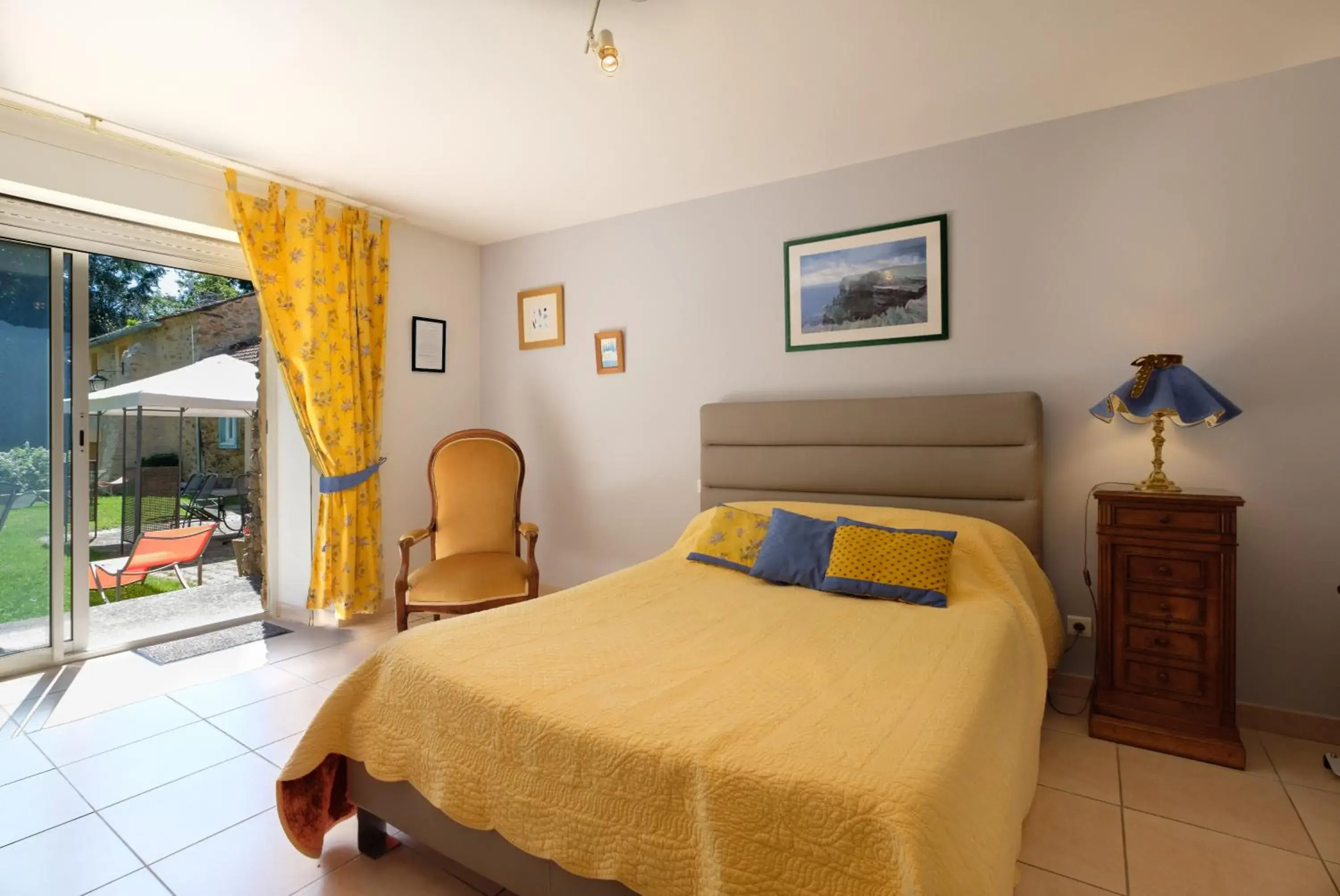 Comfort Double Room in Domaine de Malouziès Comfort Double Room in Domaine de Malouziès