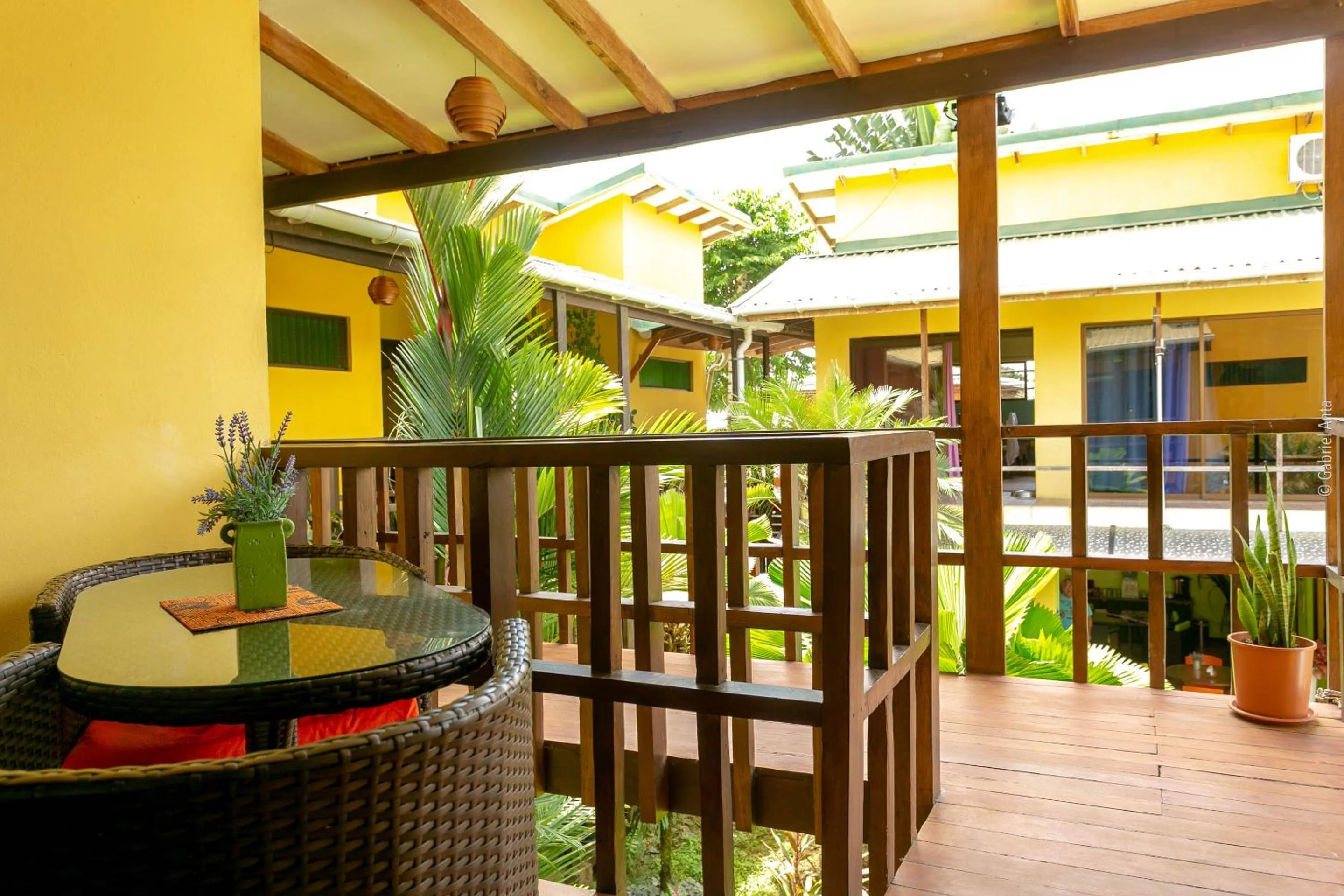 Standard Queen Room with Two Queen Beds in Hotel Boutique La Casa de las Flores
