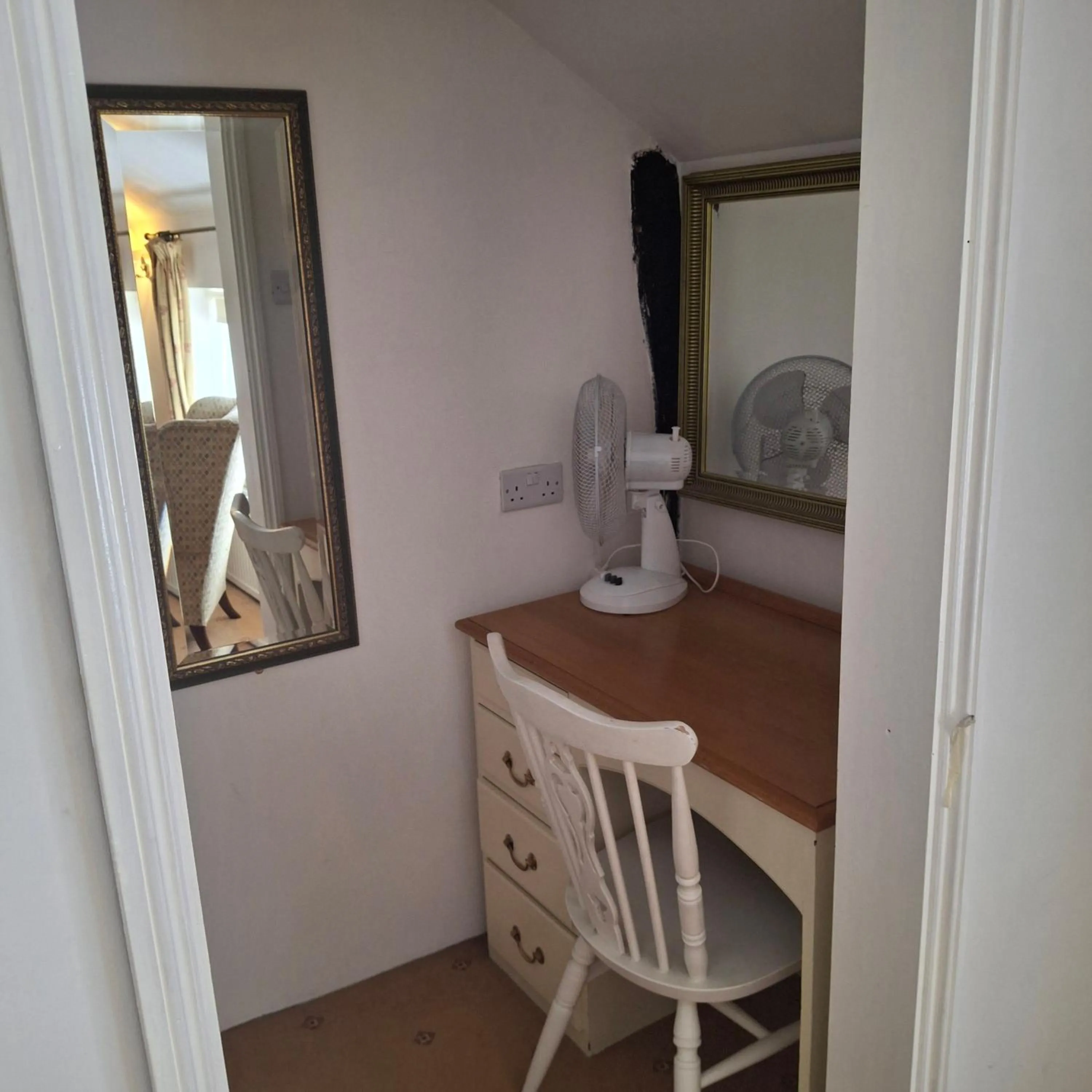 Seating area in The Abbey Hotel & Apartments