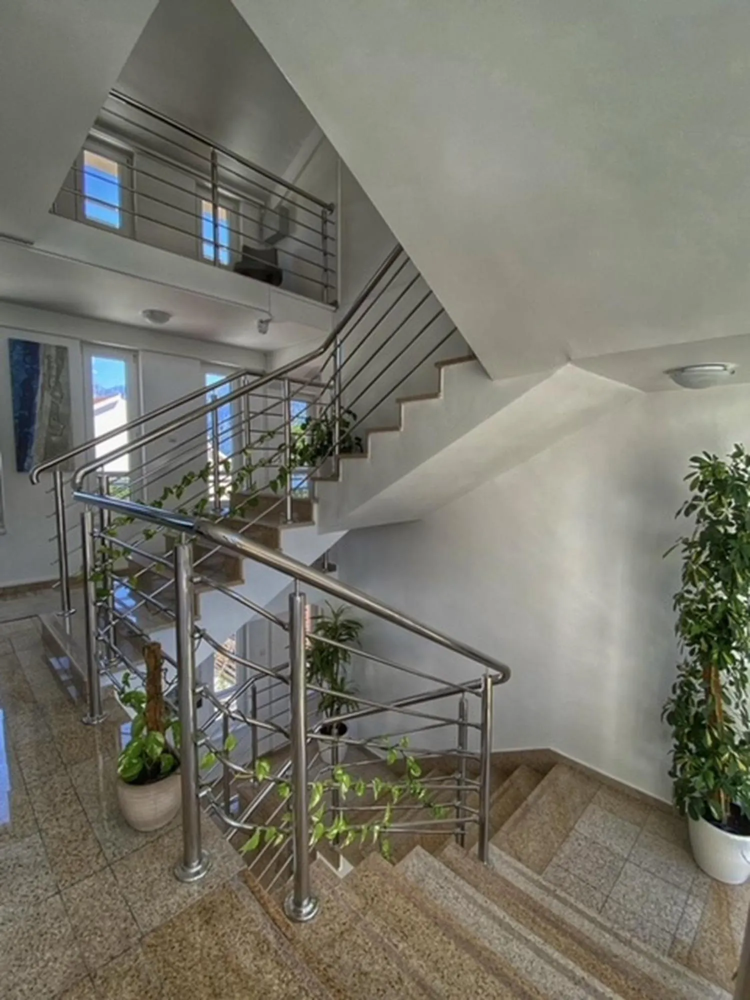 Area and facilities in Montebay Perla