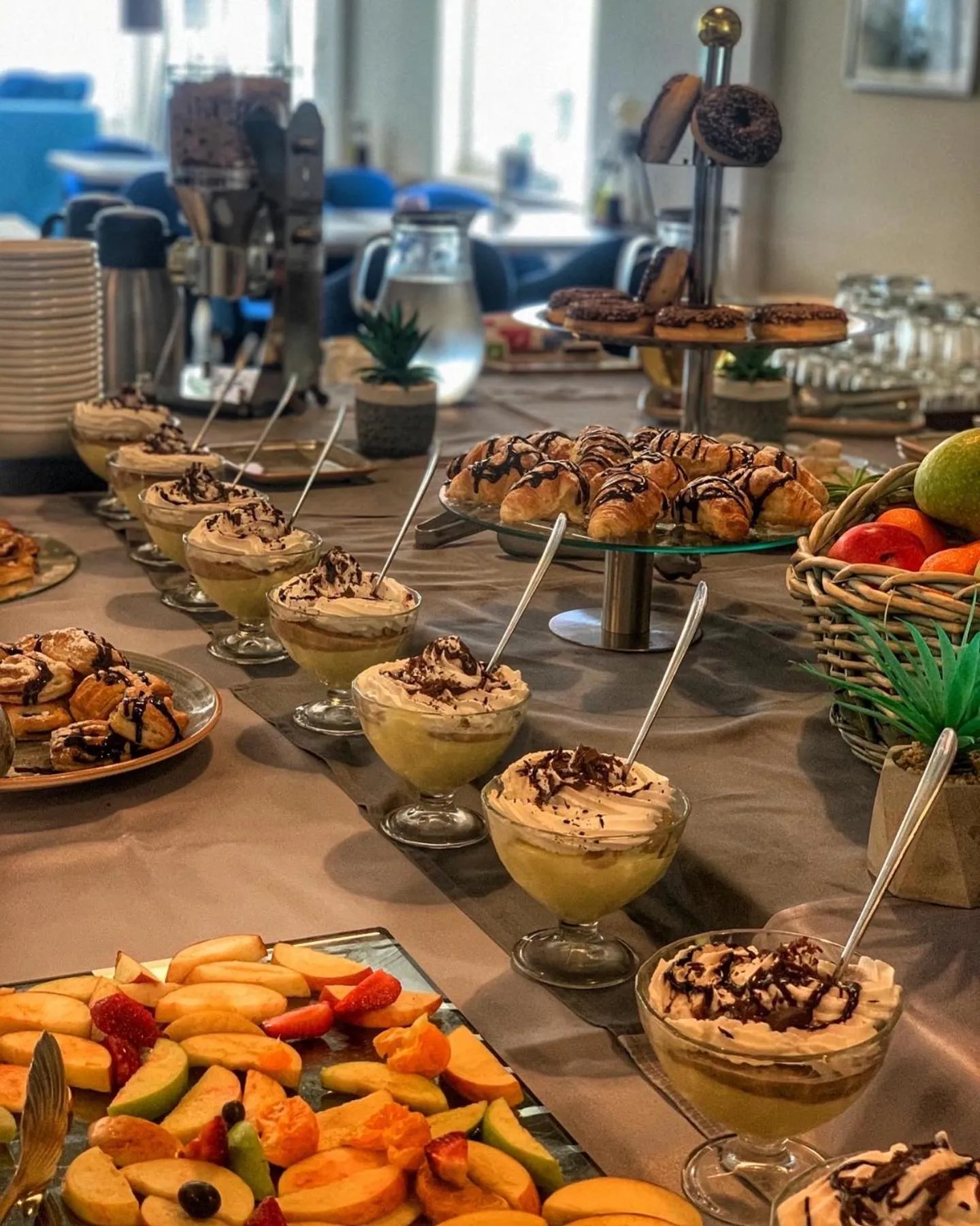 Breakfast in Montebay Perla