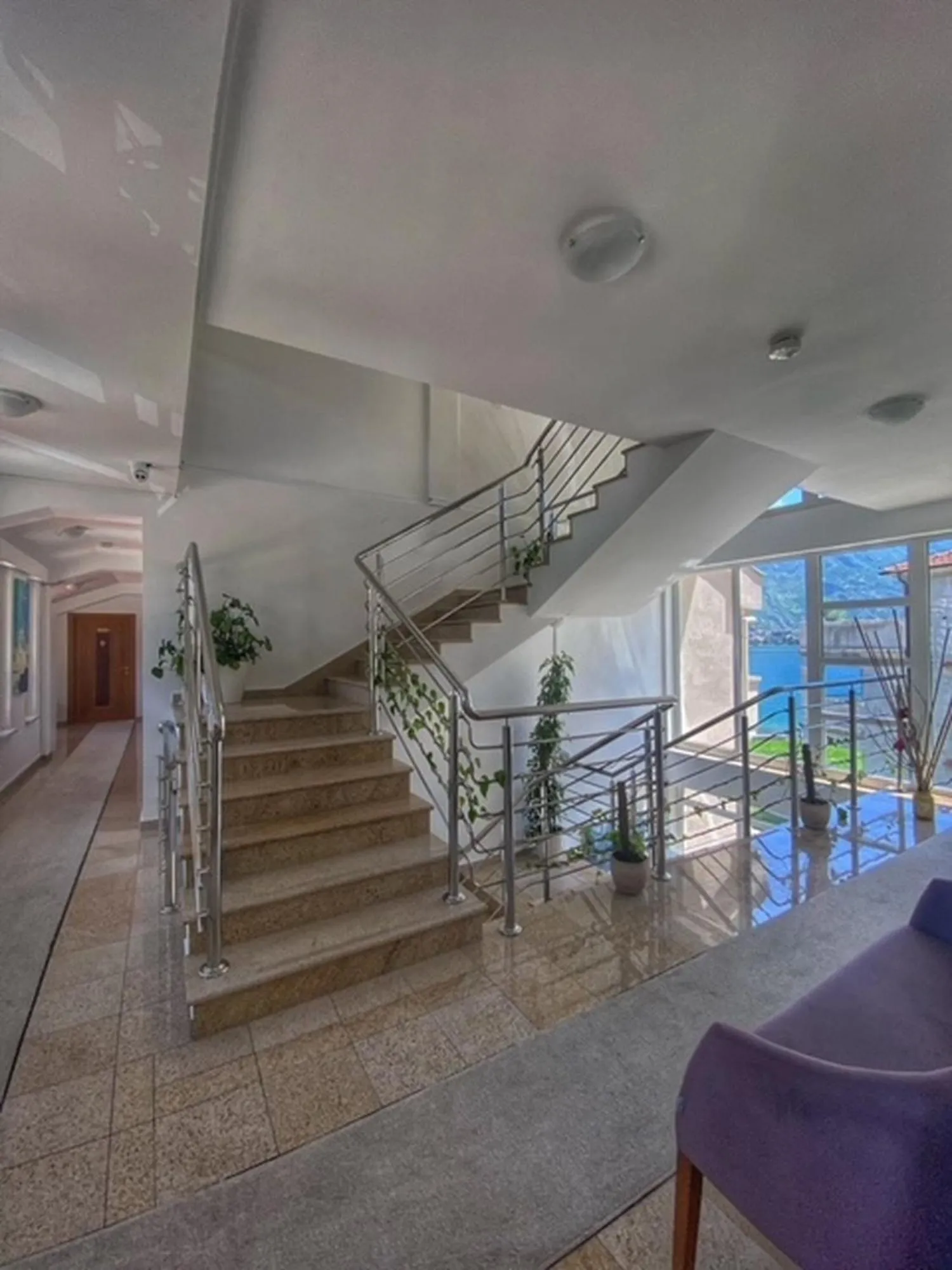 Area and facilities in Montebay Perla