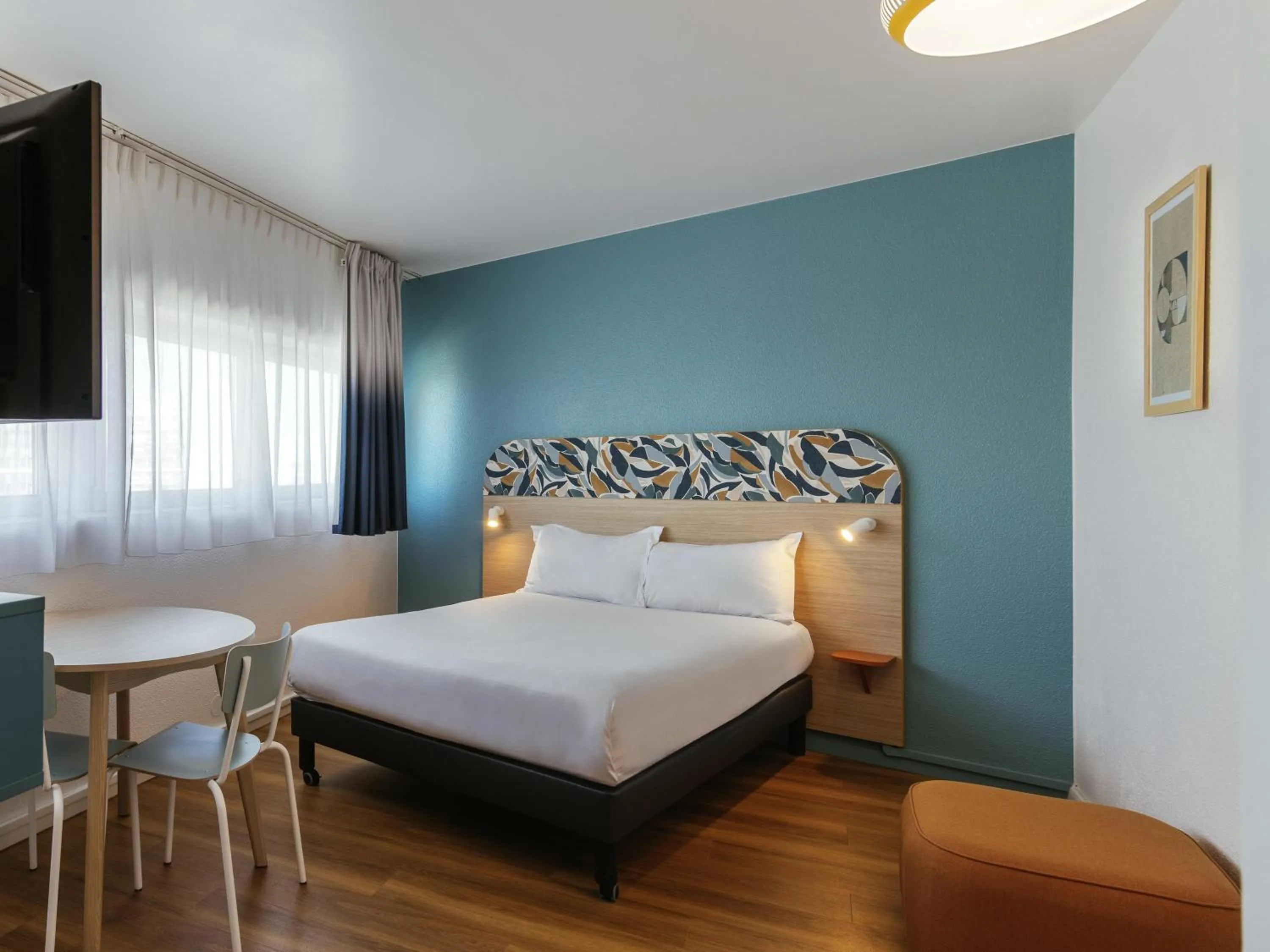 Bedroom, Bed in Aparthotel Adagio Access Paris La Villette
