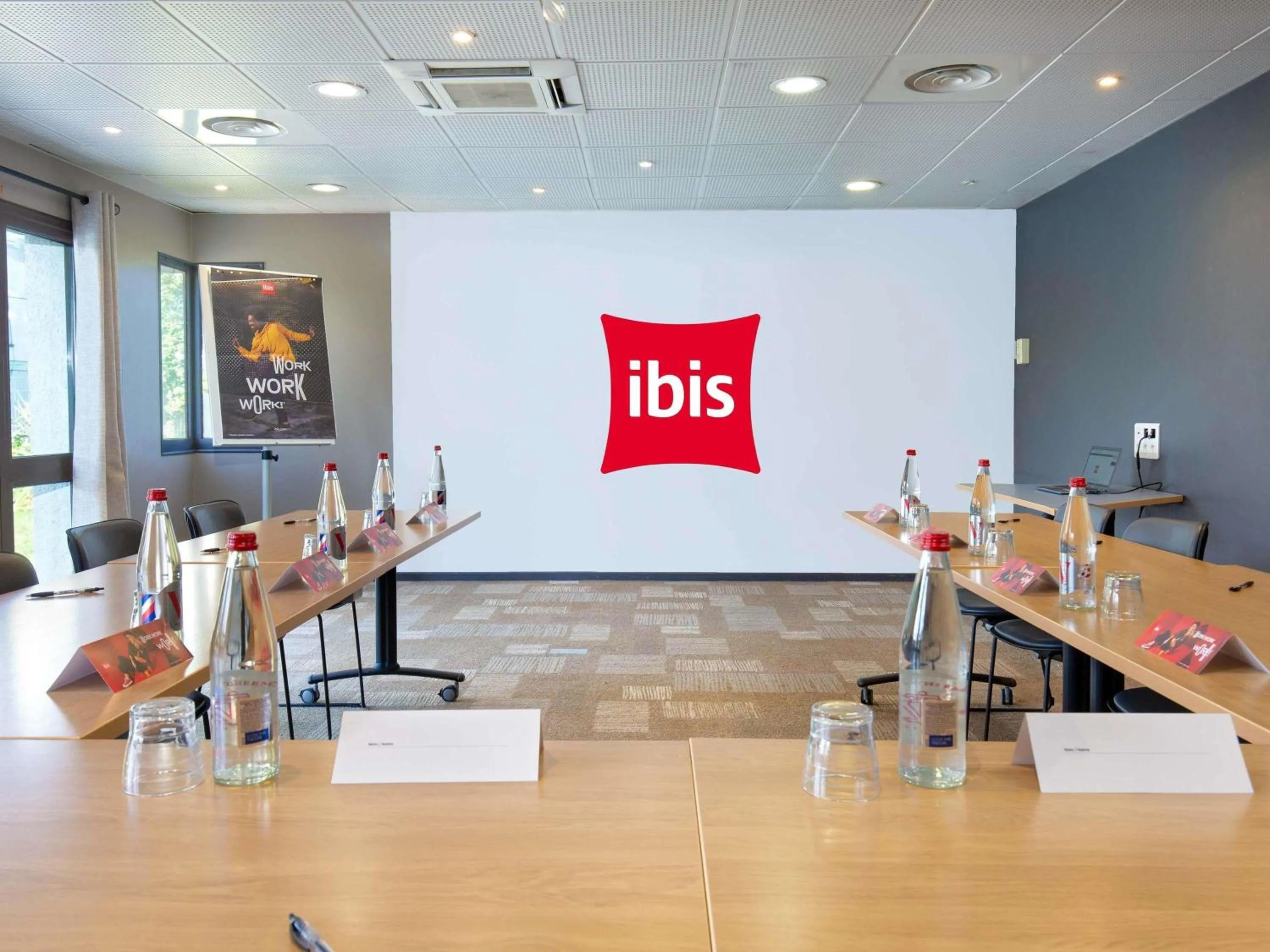 Meeting/conference room in ibis Salon de Provence