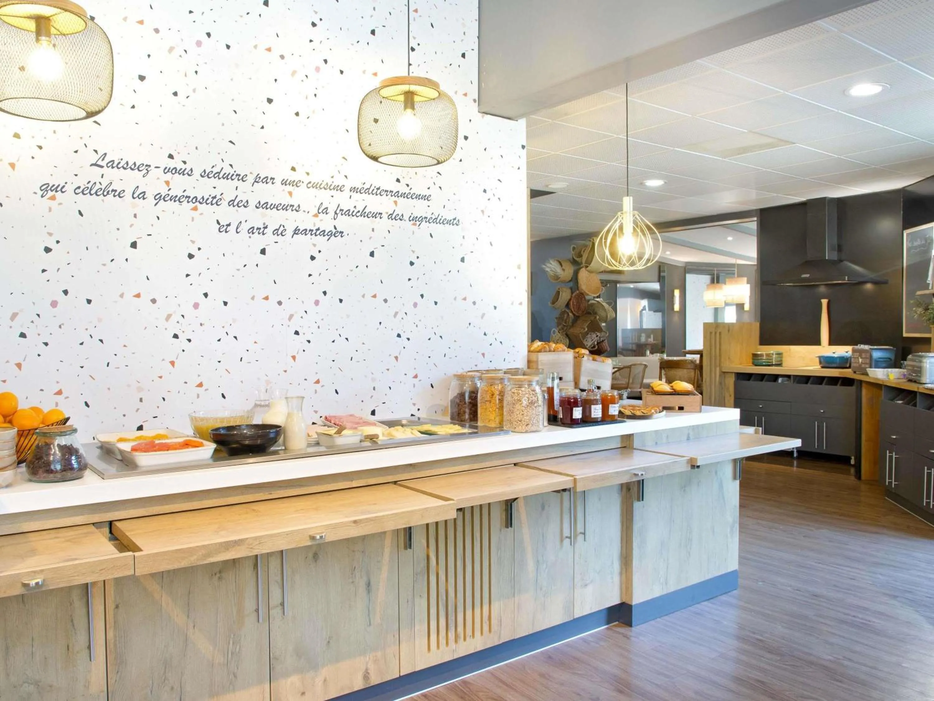 Other in ibis Salon de Provence