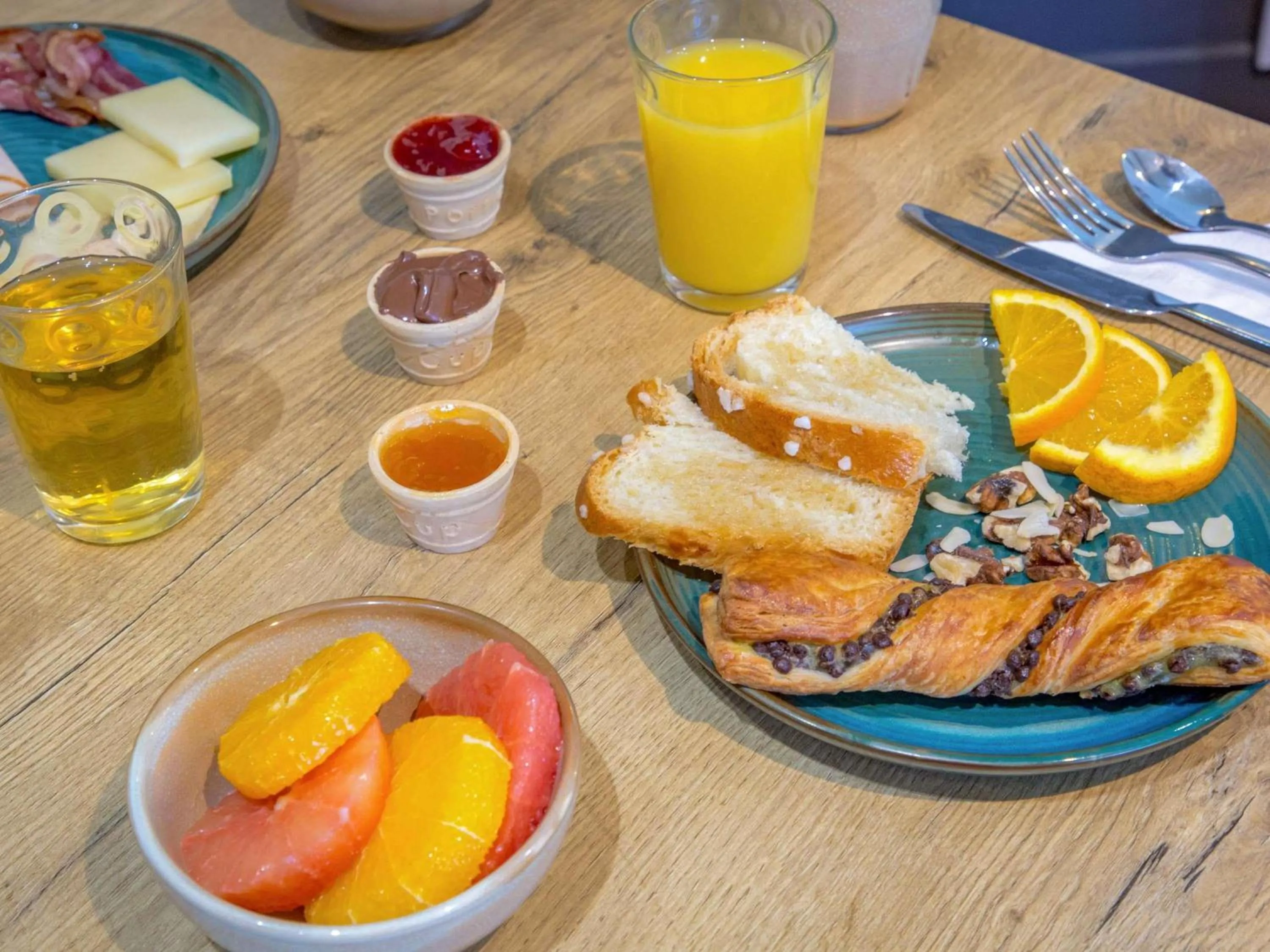 Breakfast in ibis Salon de Provence