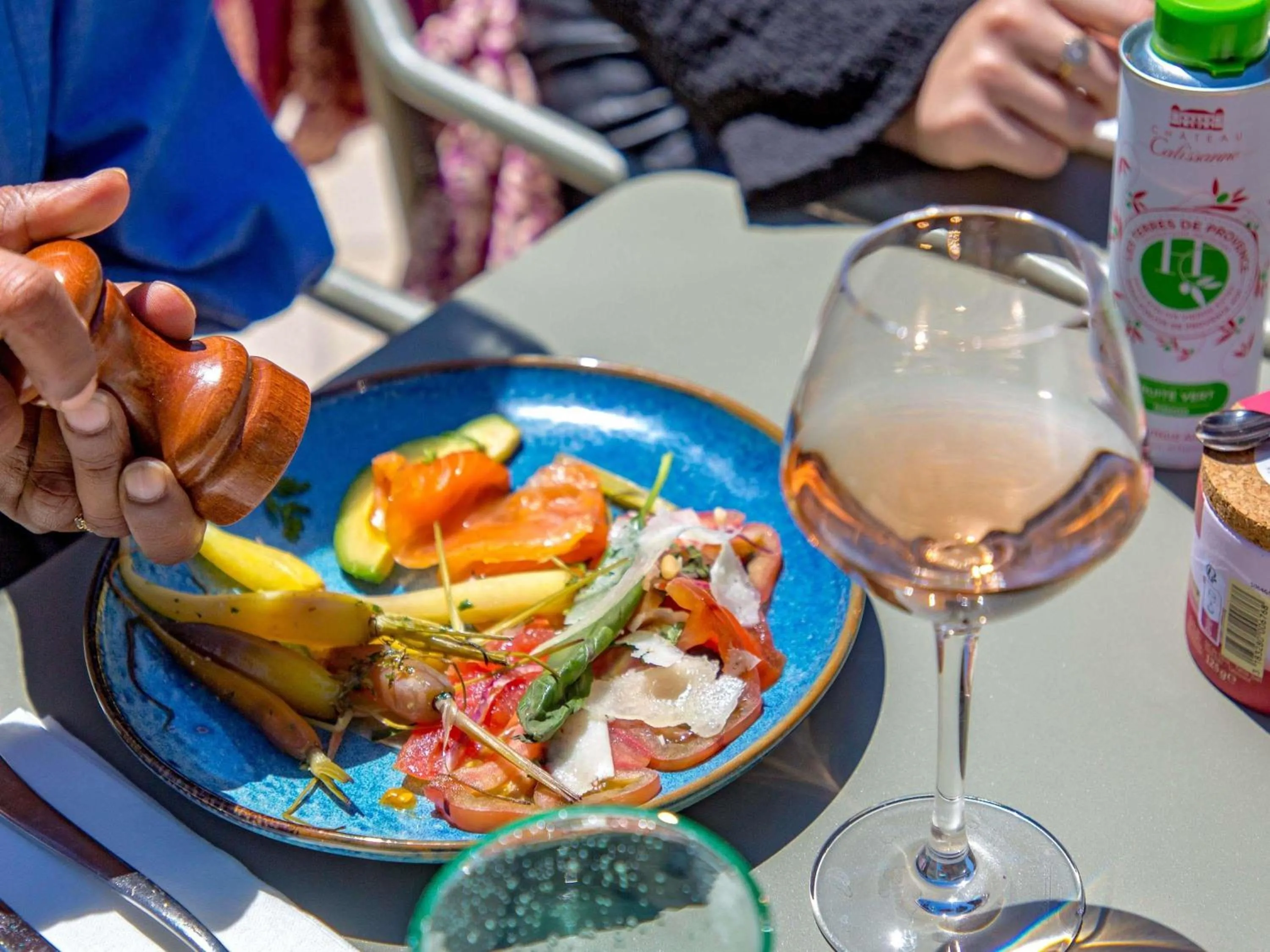 Restaurant/places to eat in ibis Salon de Provence