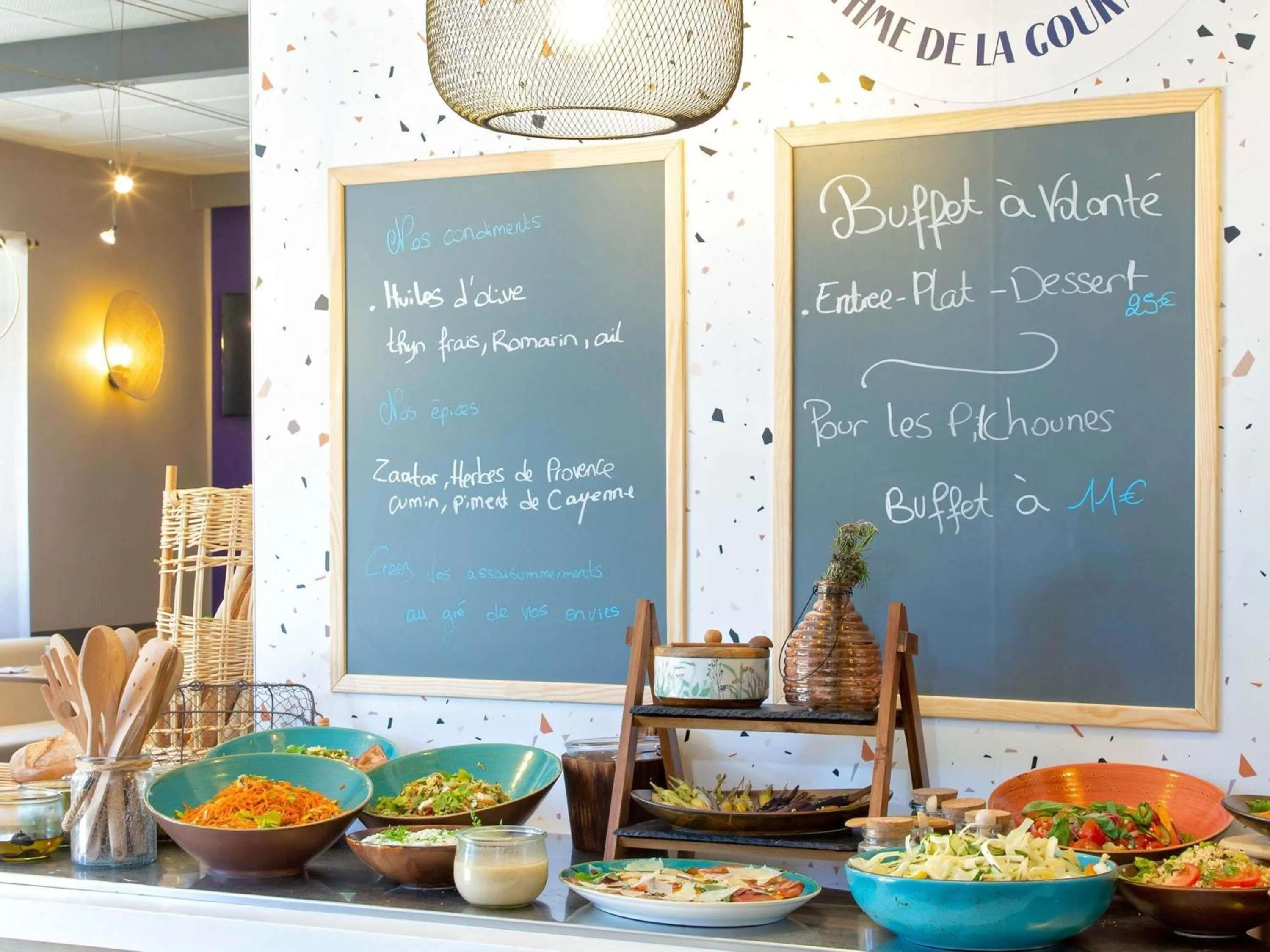 Property building in ibis Salon de Provence