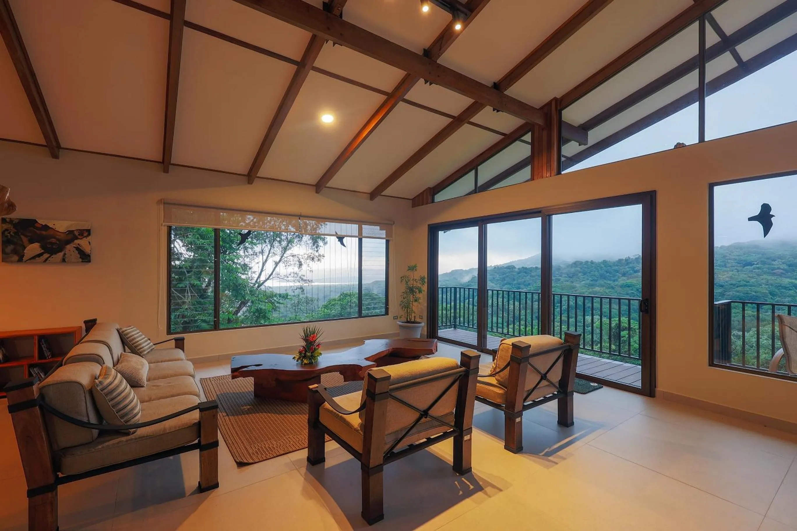 Living room in Arenal Observatory Lodge & Trails