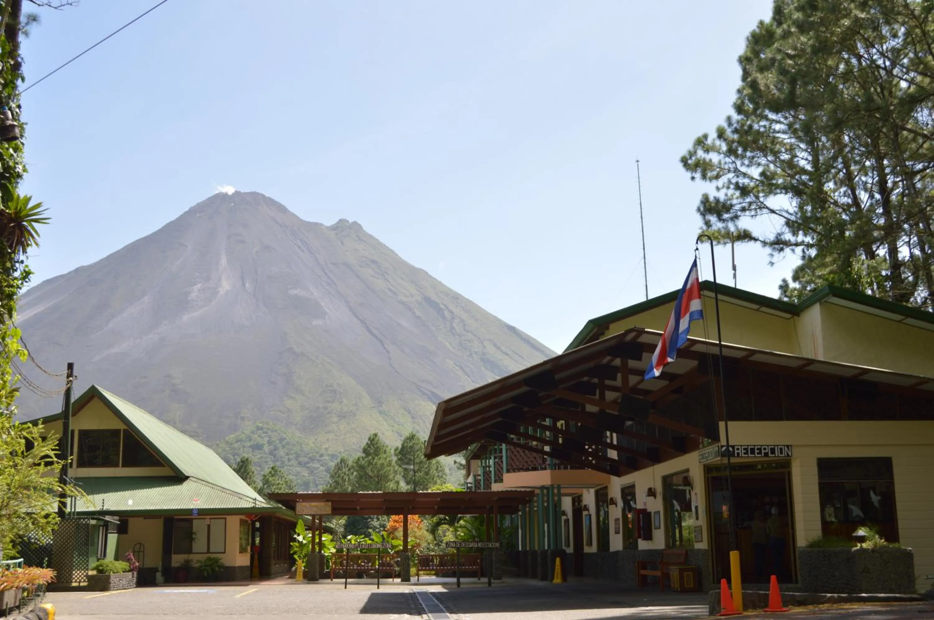 Facade/entrance in Arenal Observatory Lodge & Trails