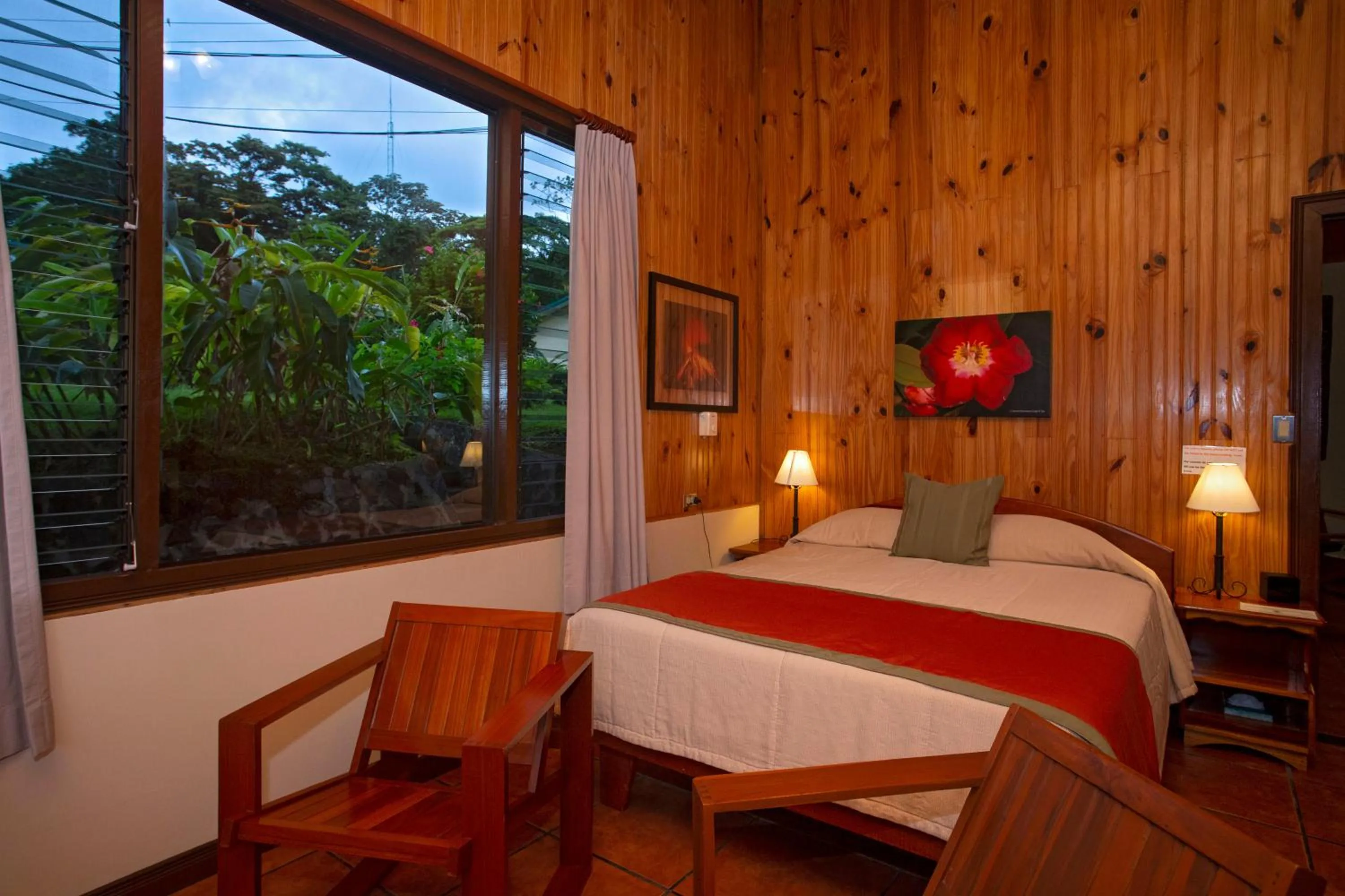 Bedroom, Bed in Arenal Observatory Lodge & Trails