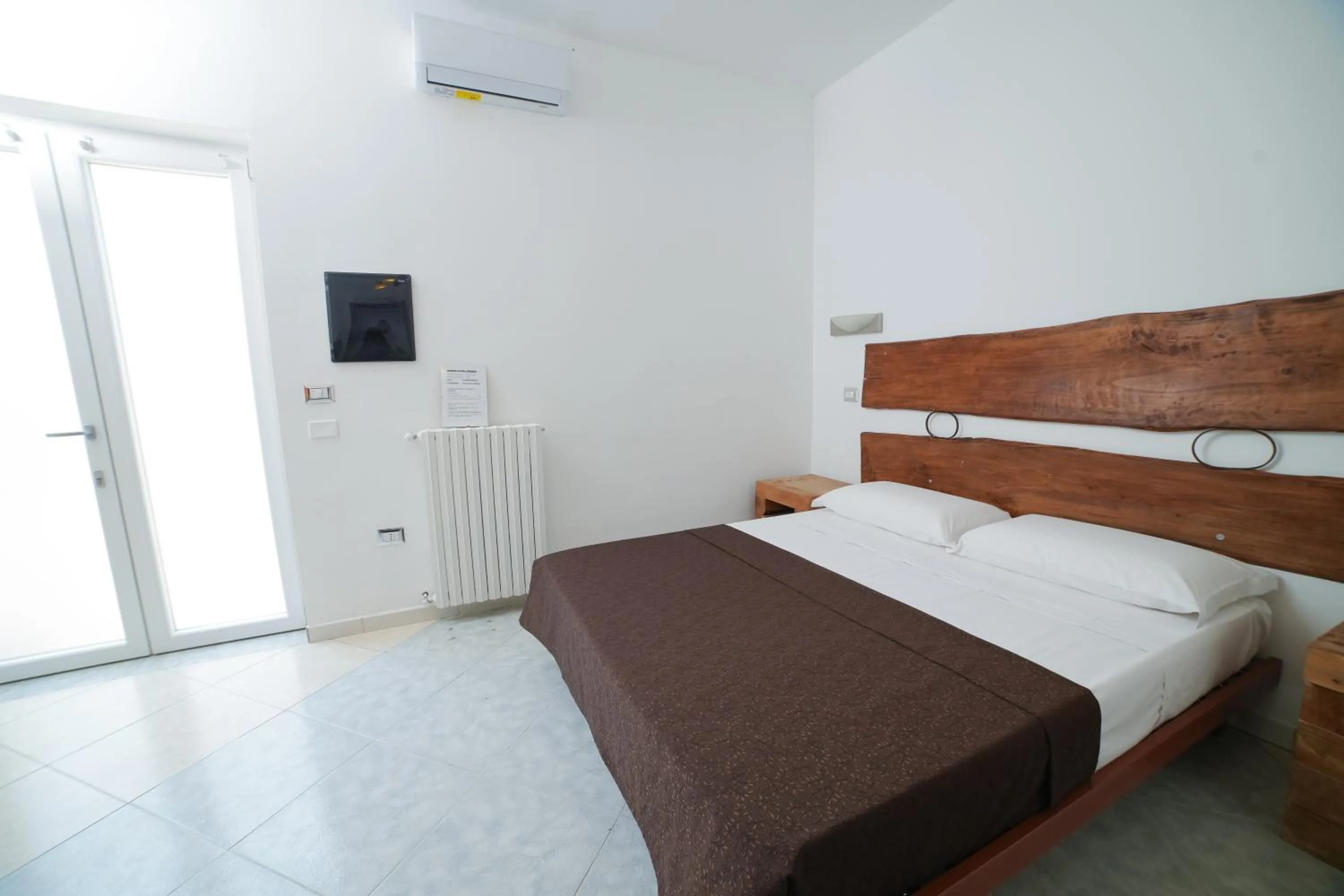 Bedroom, Bed in Villa Miramare