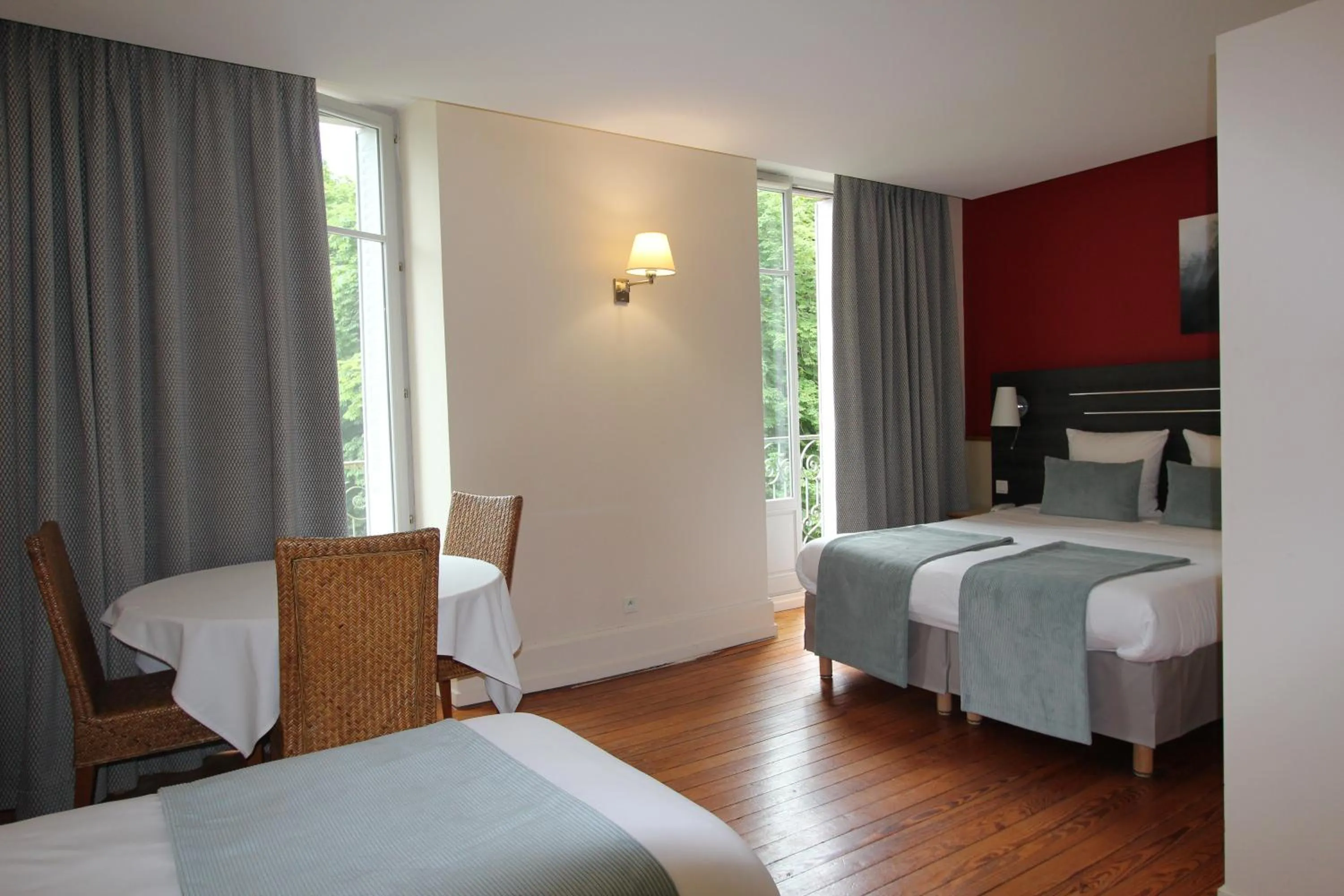 Bedroom, Bed in HOTEL CERISE - LES SOURCES Luxeuil-les-Bains