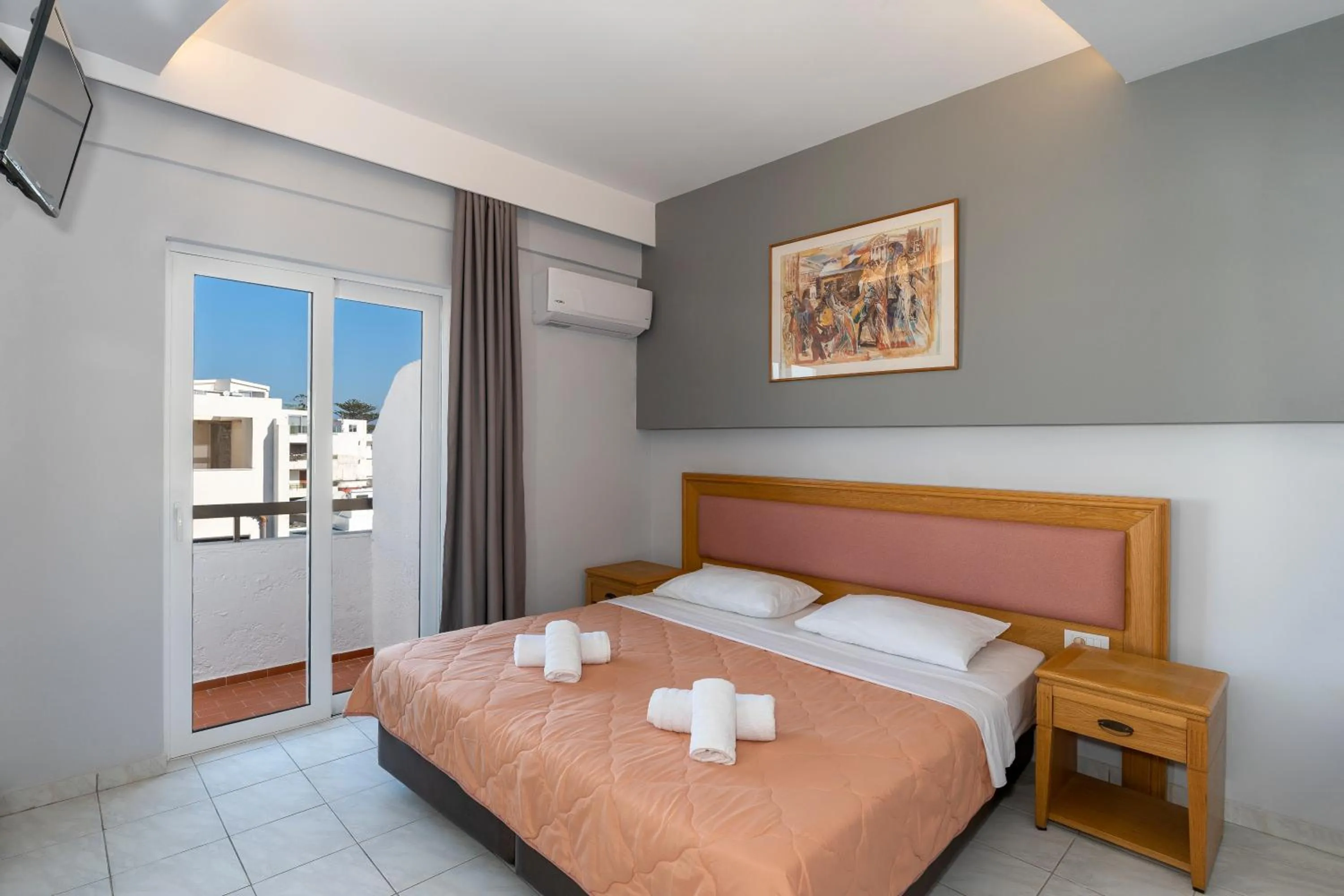 Bedroom, Bed in N E P center Hotel Rodos
