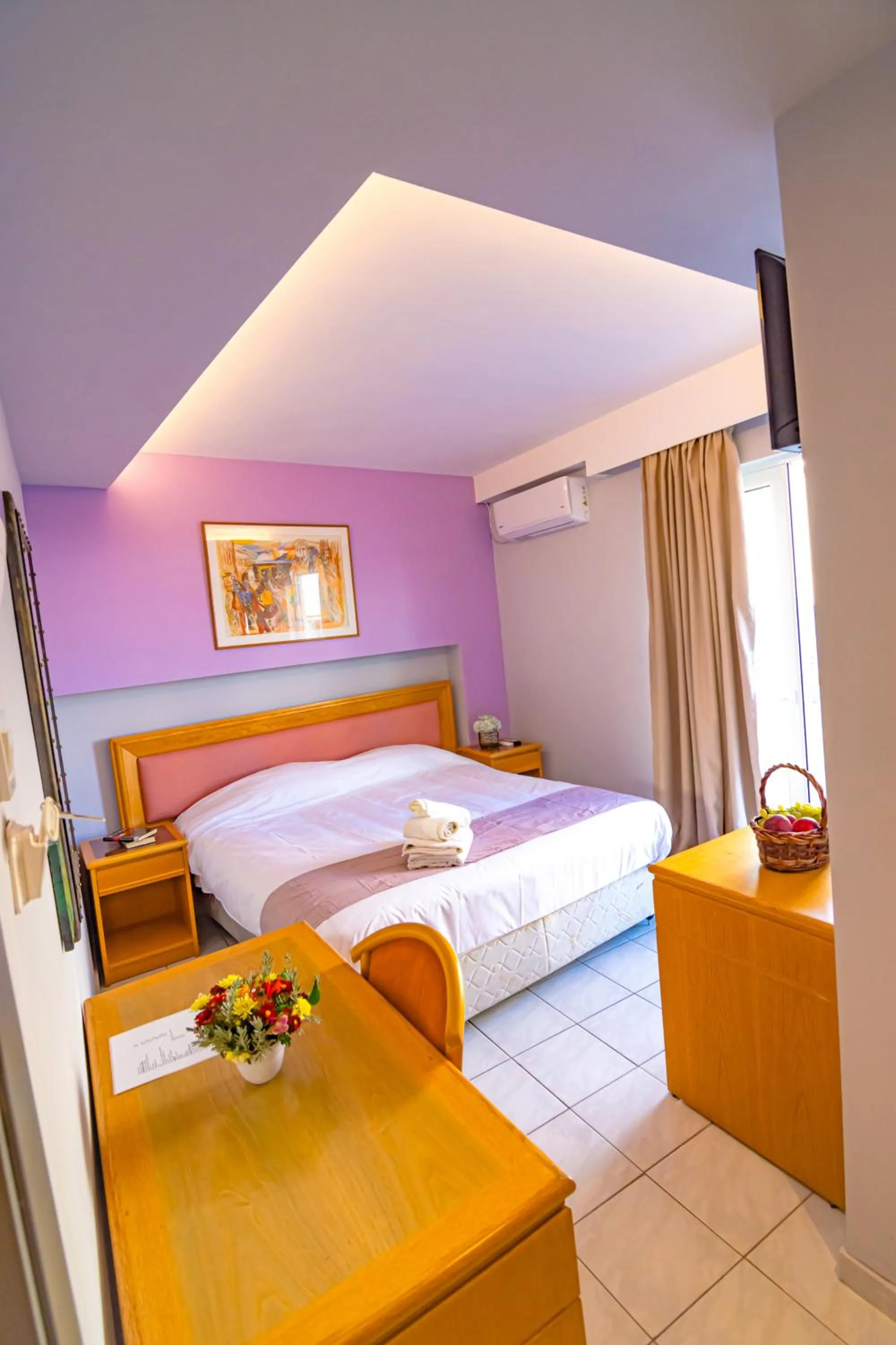Bed in N E P center Hotel Rodos