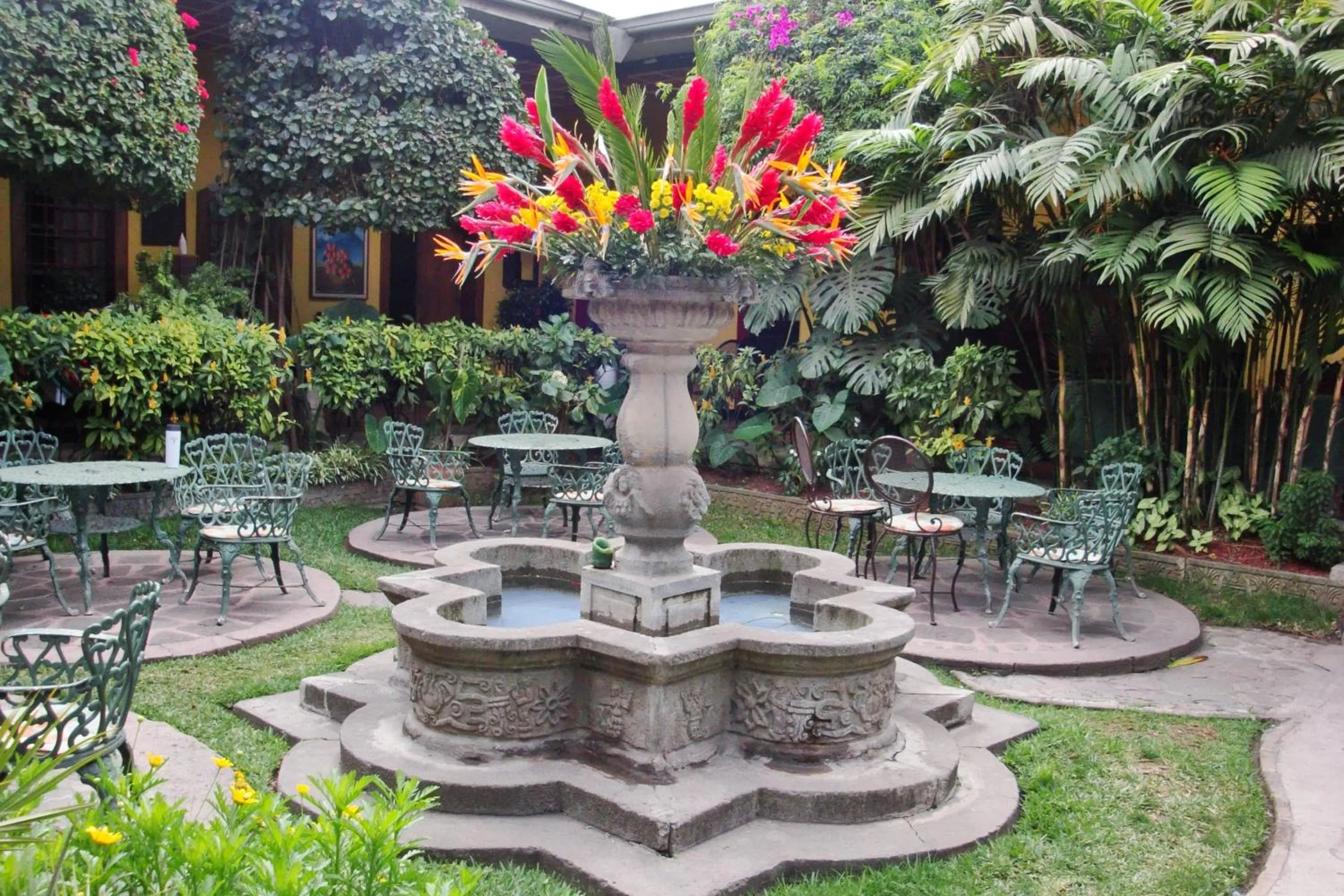 Garden in Hotel Casa Antigua by AHS