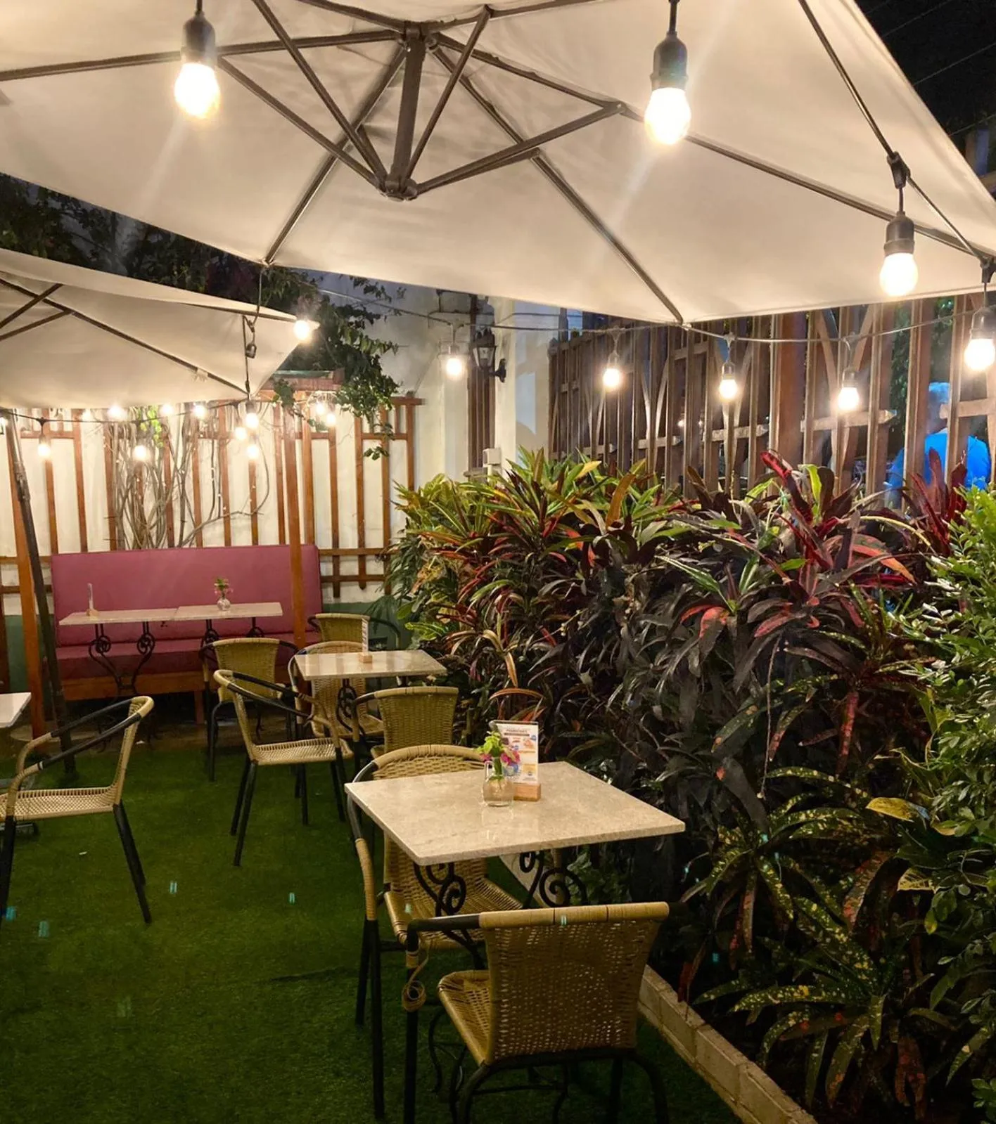 Restaurant/places to eat in Lima Wari Hotel Boutique