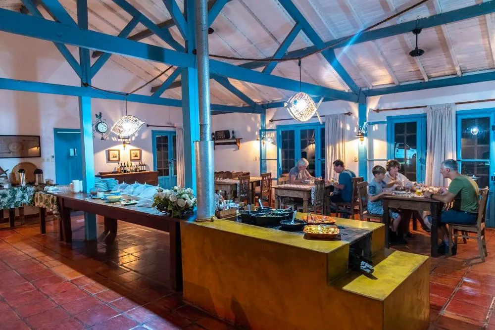 Restaurant/places to eat in Pousada Fazenda Xaraés