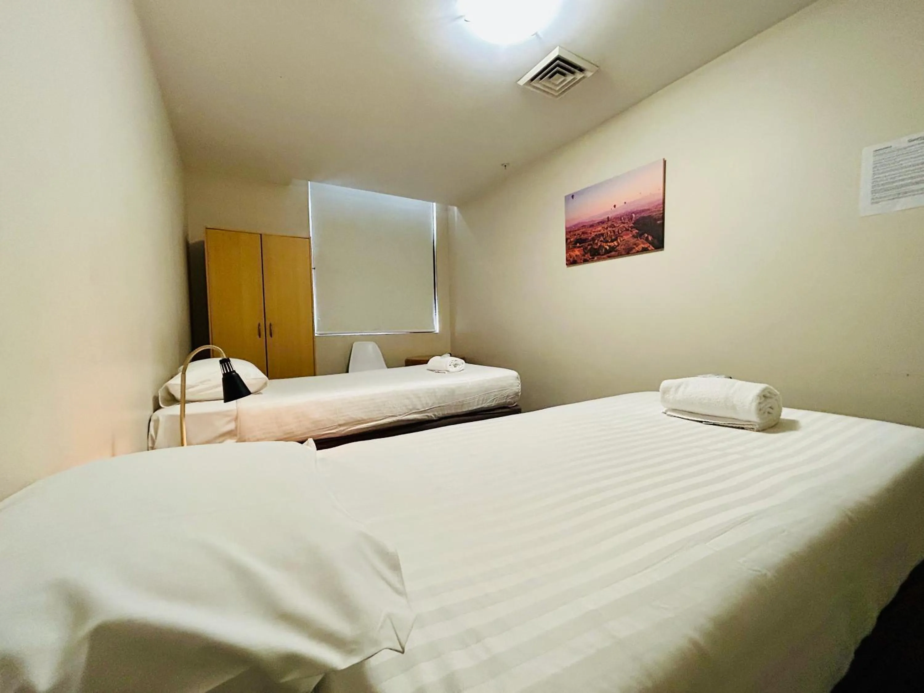 Bedroom, Bed in Siesta Sydney