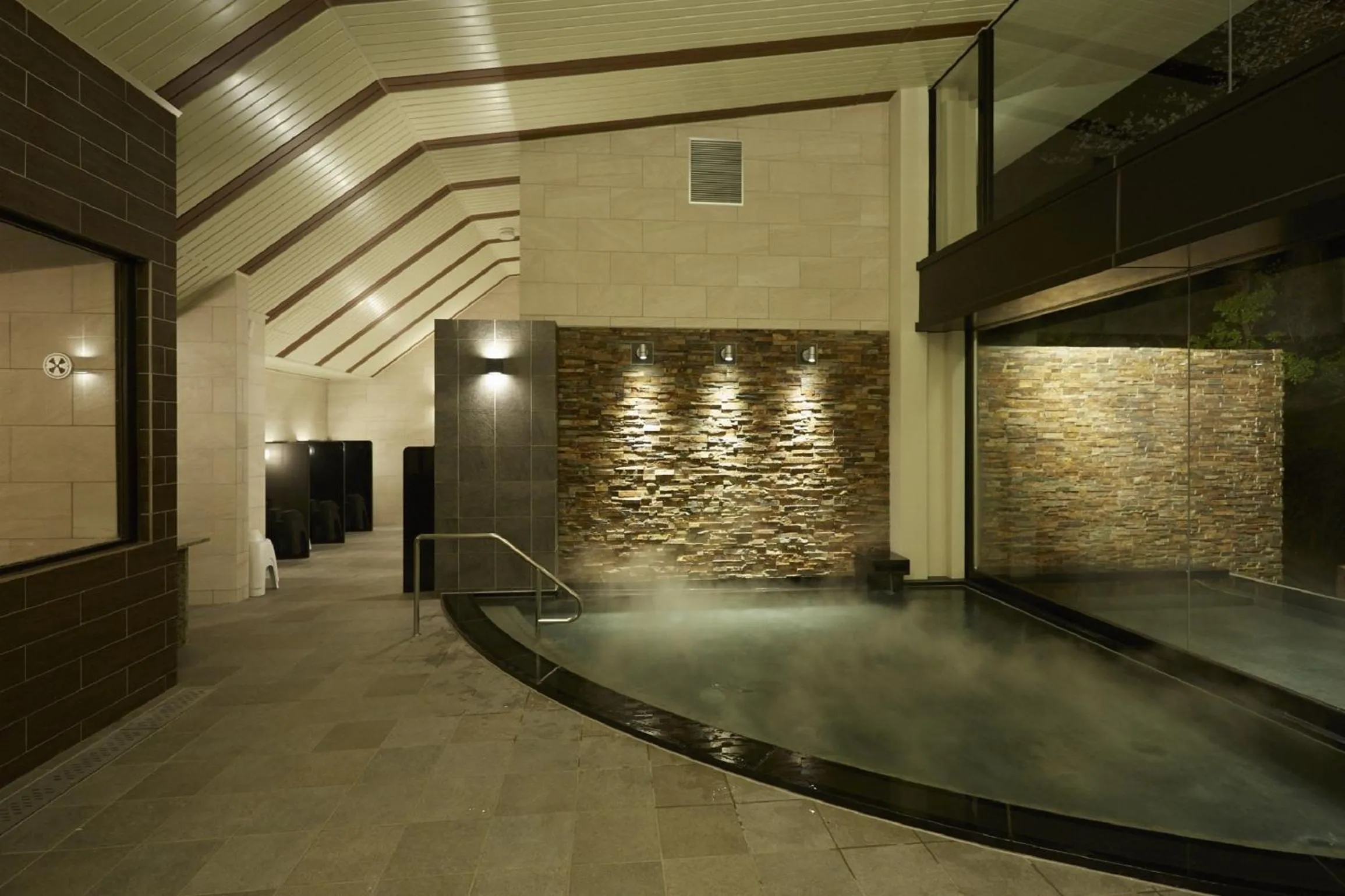 Public Bath in Odakyu Hotel de Yama
