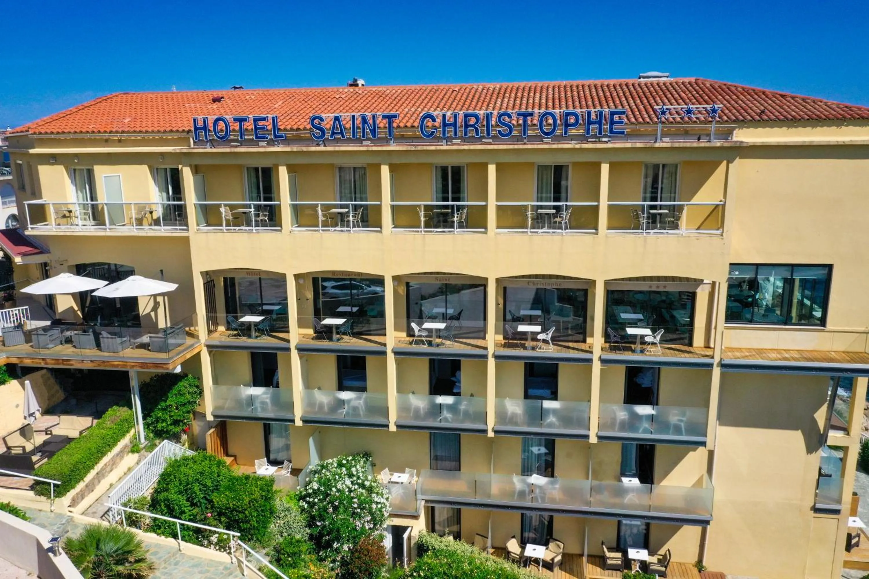 Property building in Hotel Saint Christophe