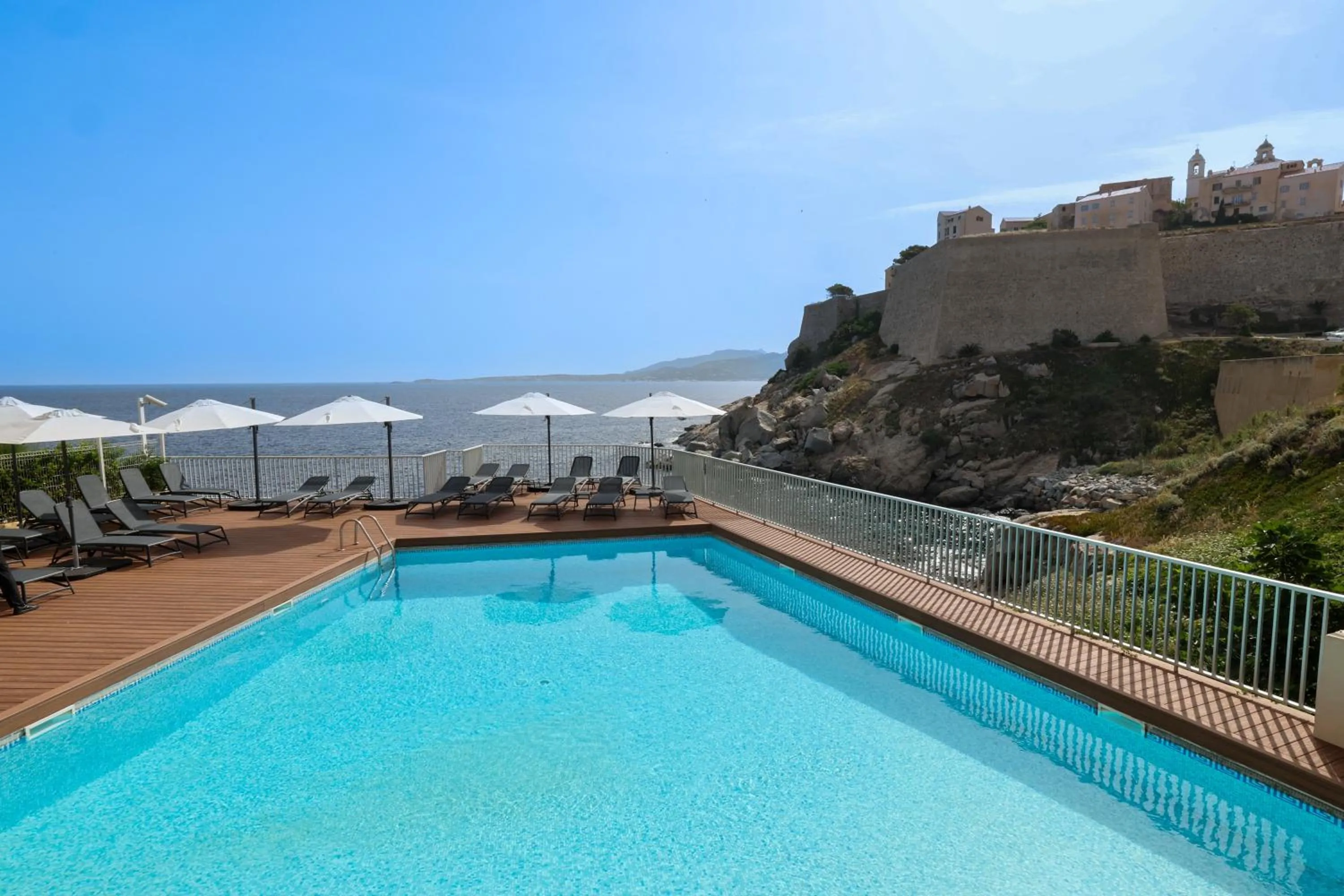 Swimming pool in Hotel Saint Christophe