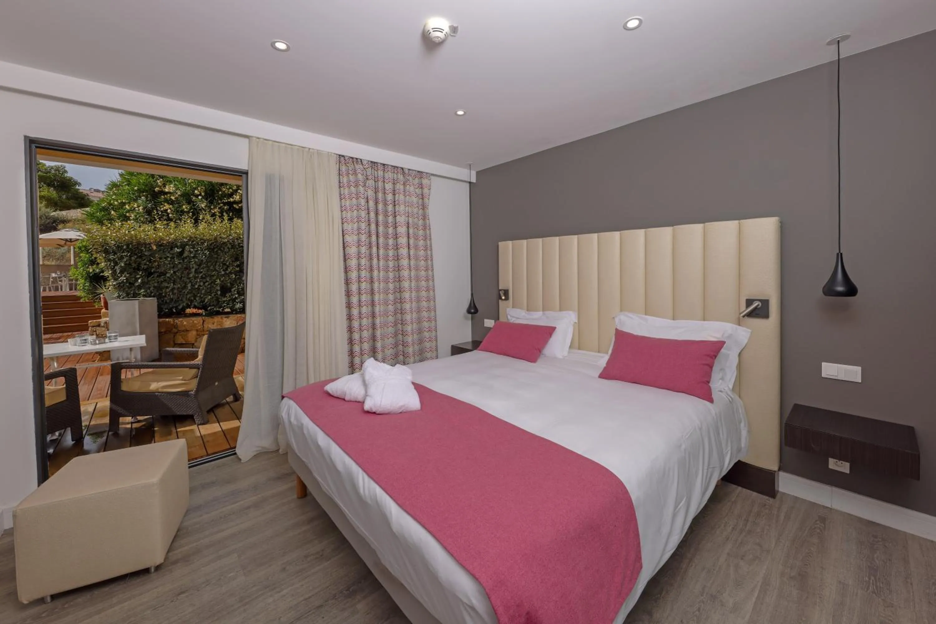 Photo of the whole room in Hotel Saint Christophe