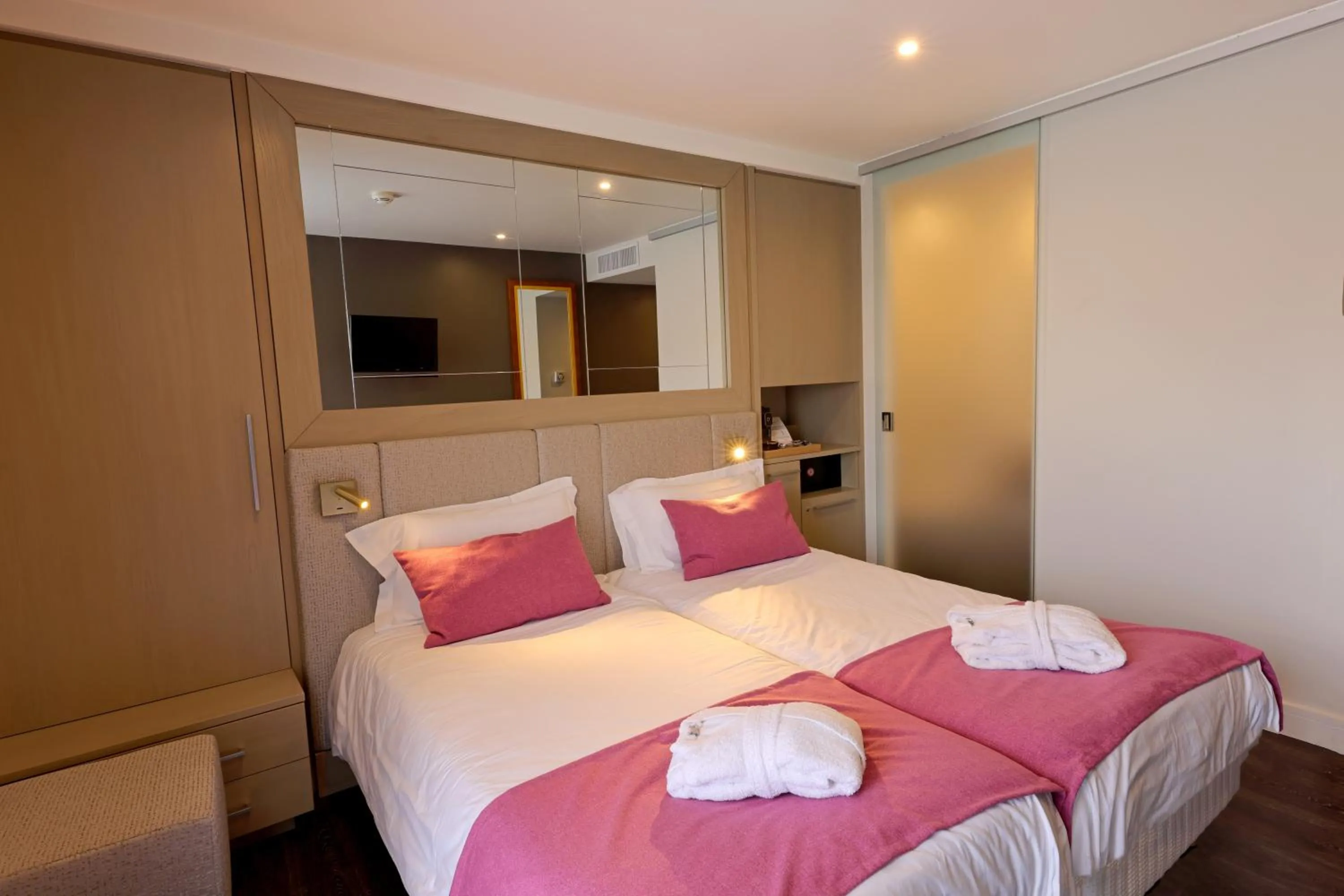 Photo of the whole room in Hotel Saint Christophe