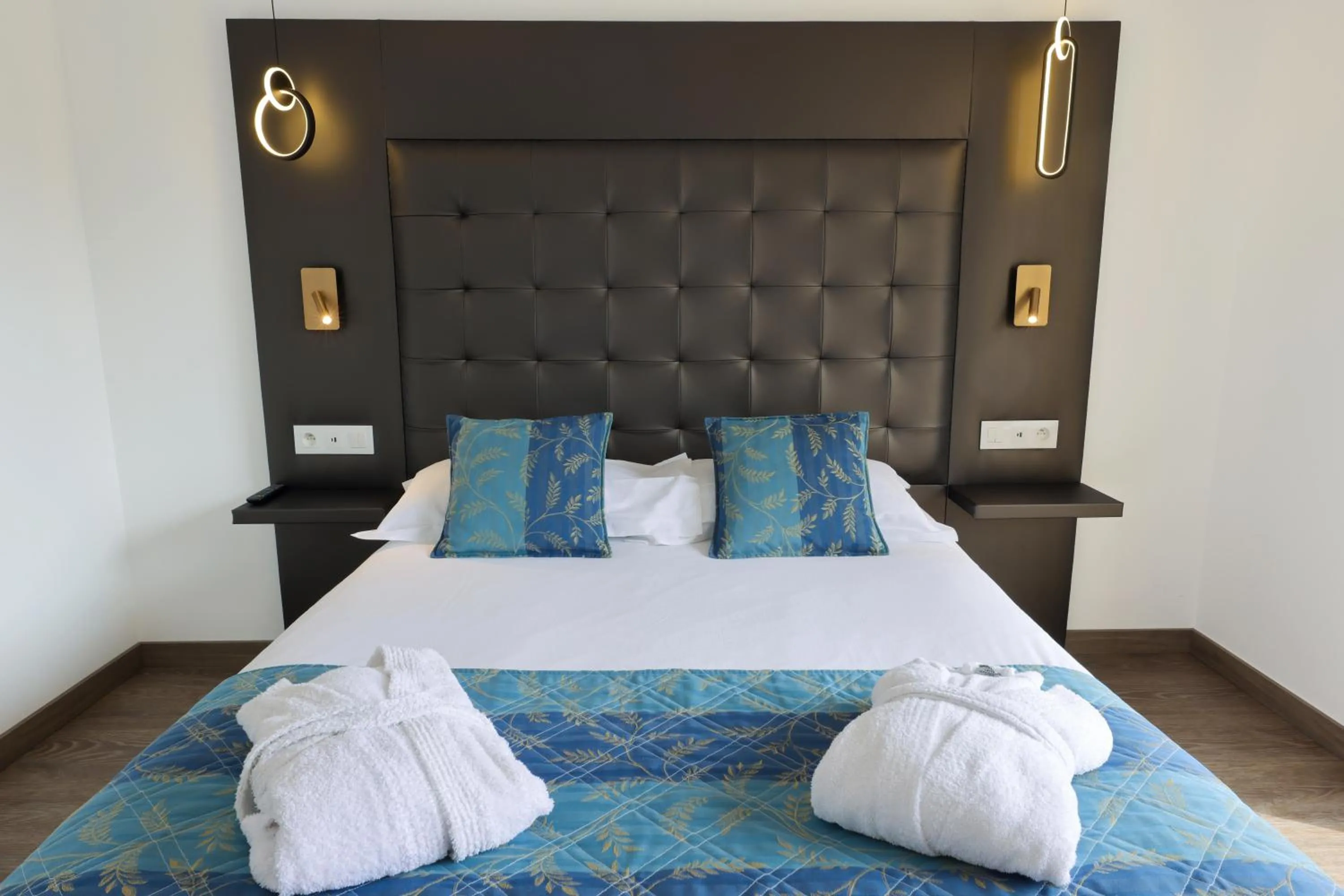 Photo of the whole room in Hotel Saint Christophe