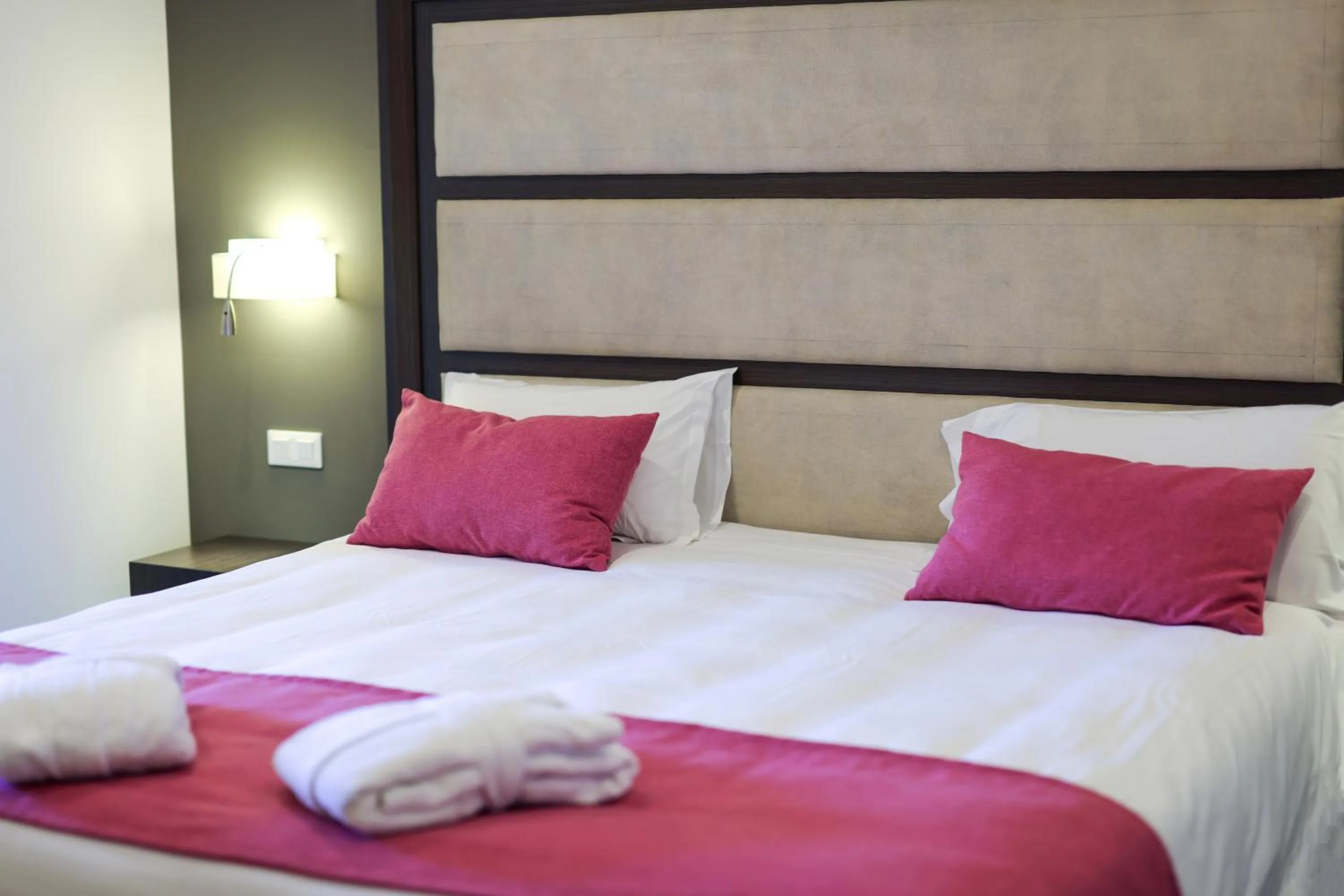 Photo of the whole room in Hotel Saint Christophe