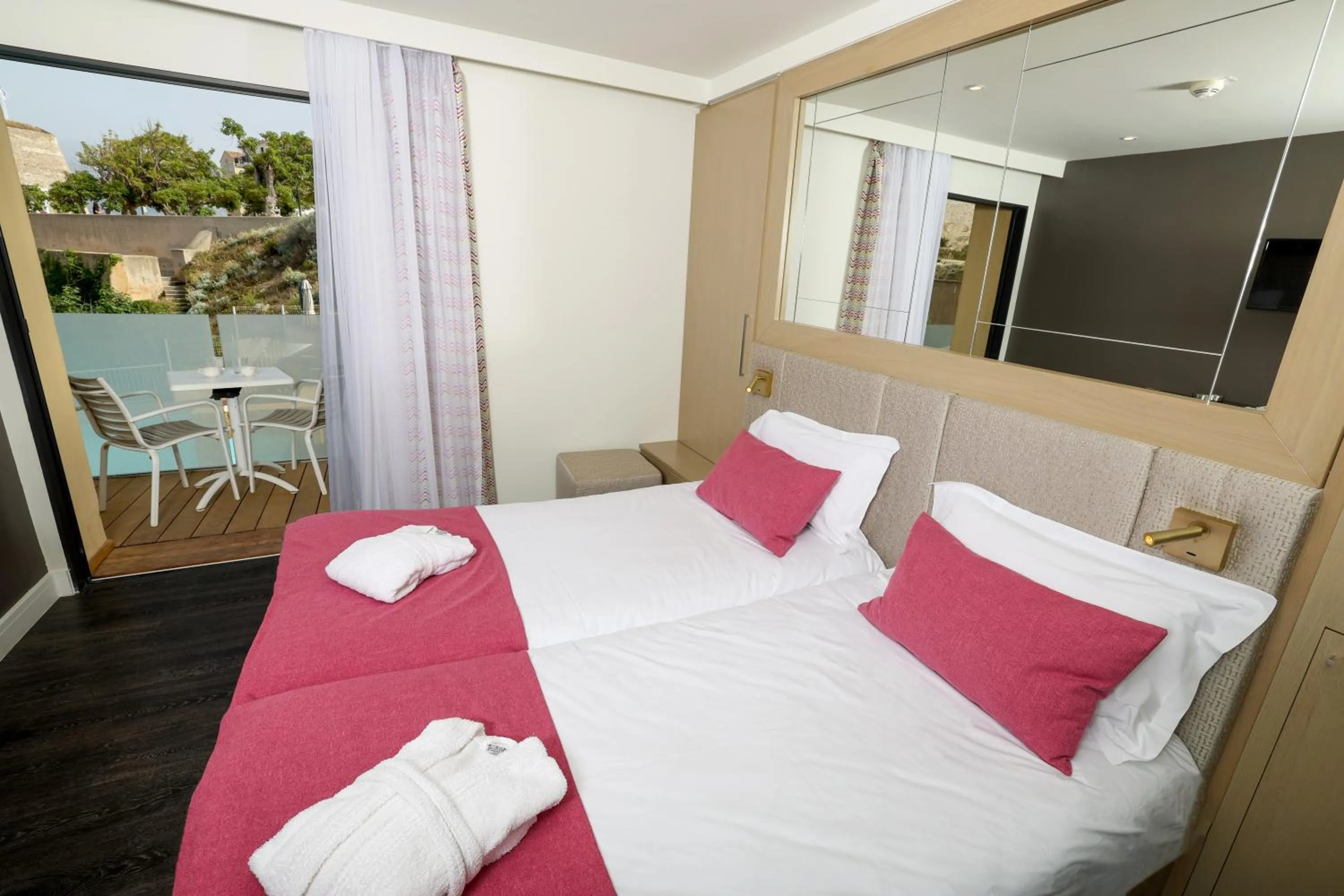 Photo of the whole room in Hotel Saint Christophe