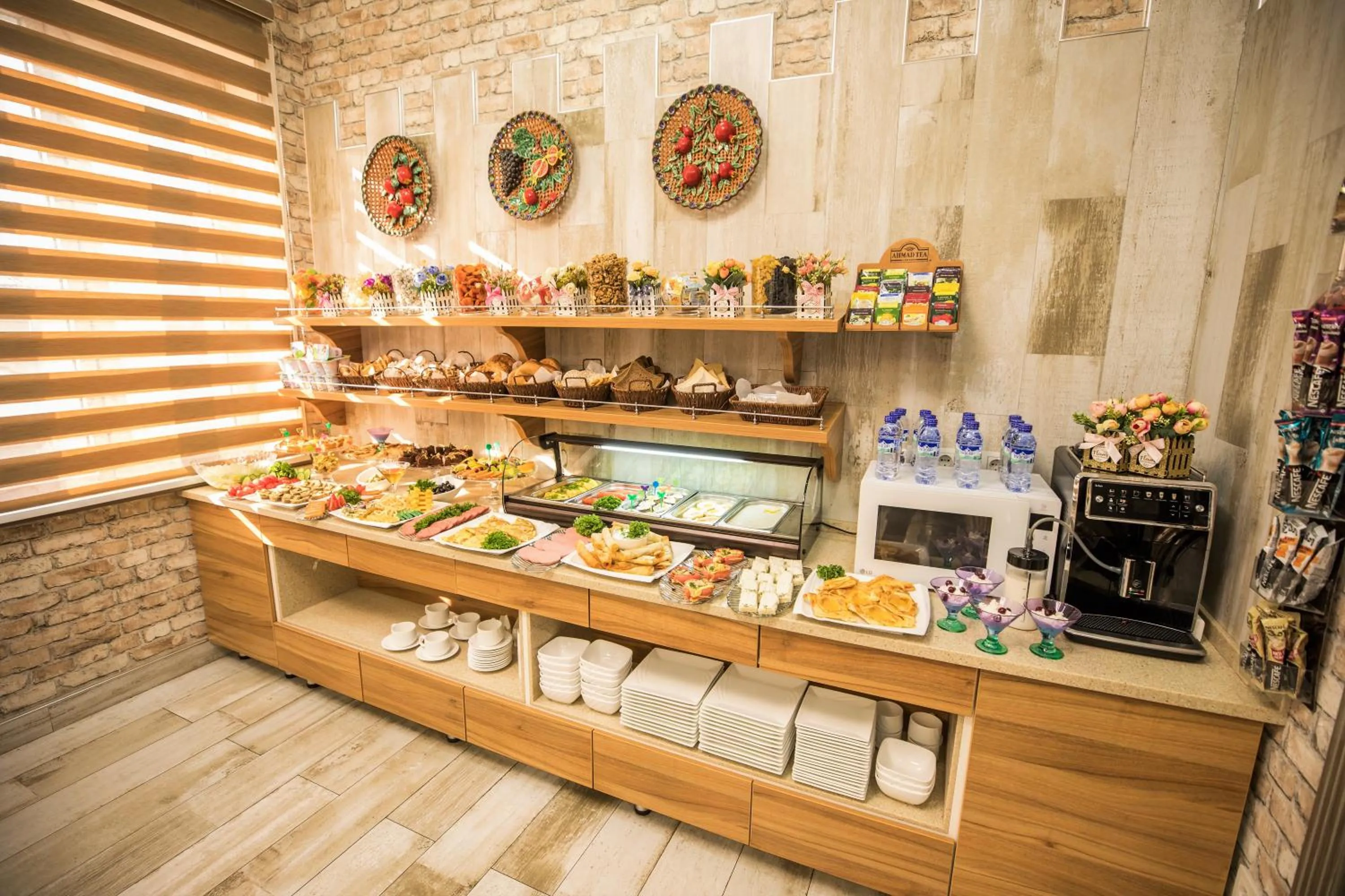 Buffet breakfast in Leader Hotel