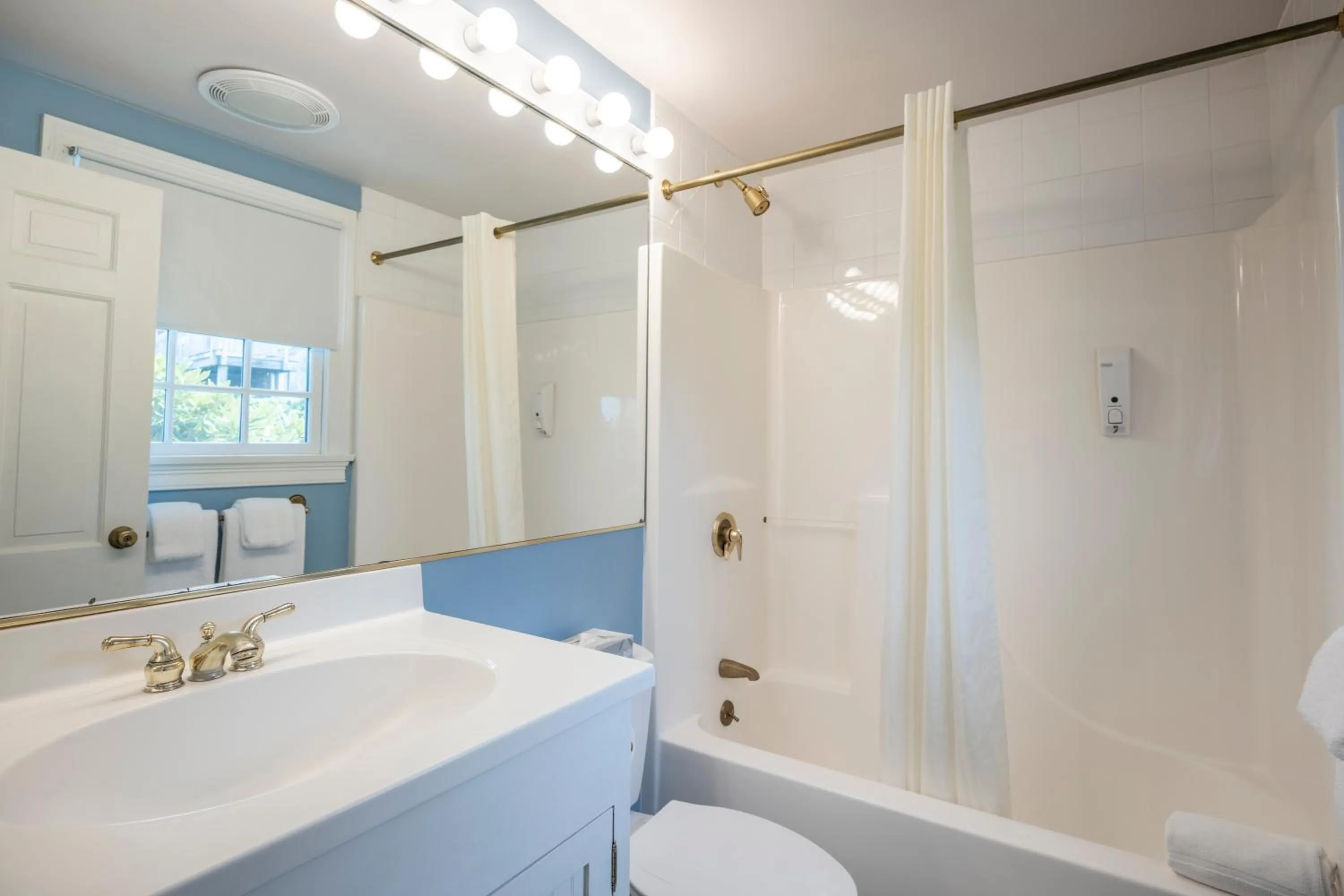 Shower in Beachside Village Resort