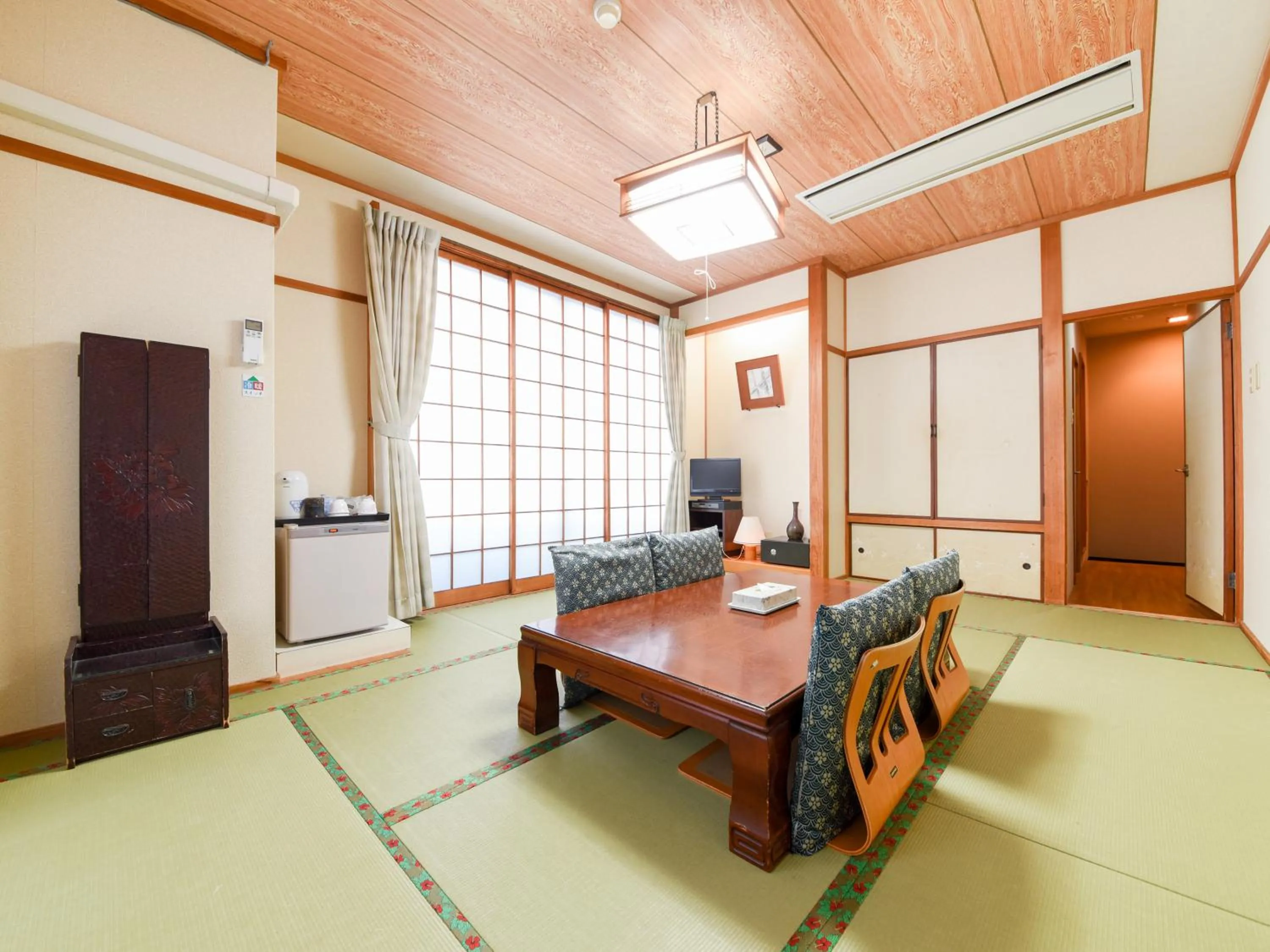 Photo of the whole room in Tanegashima Araki Hotel