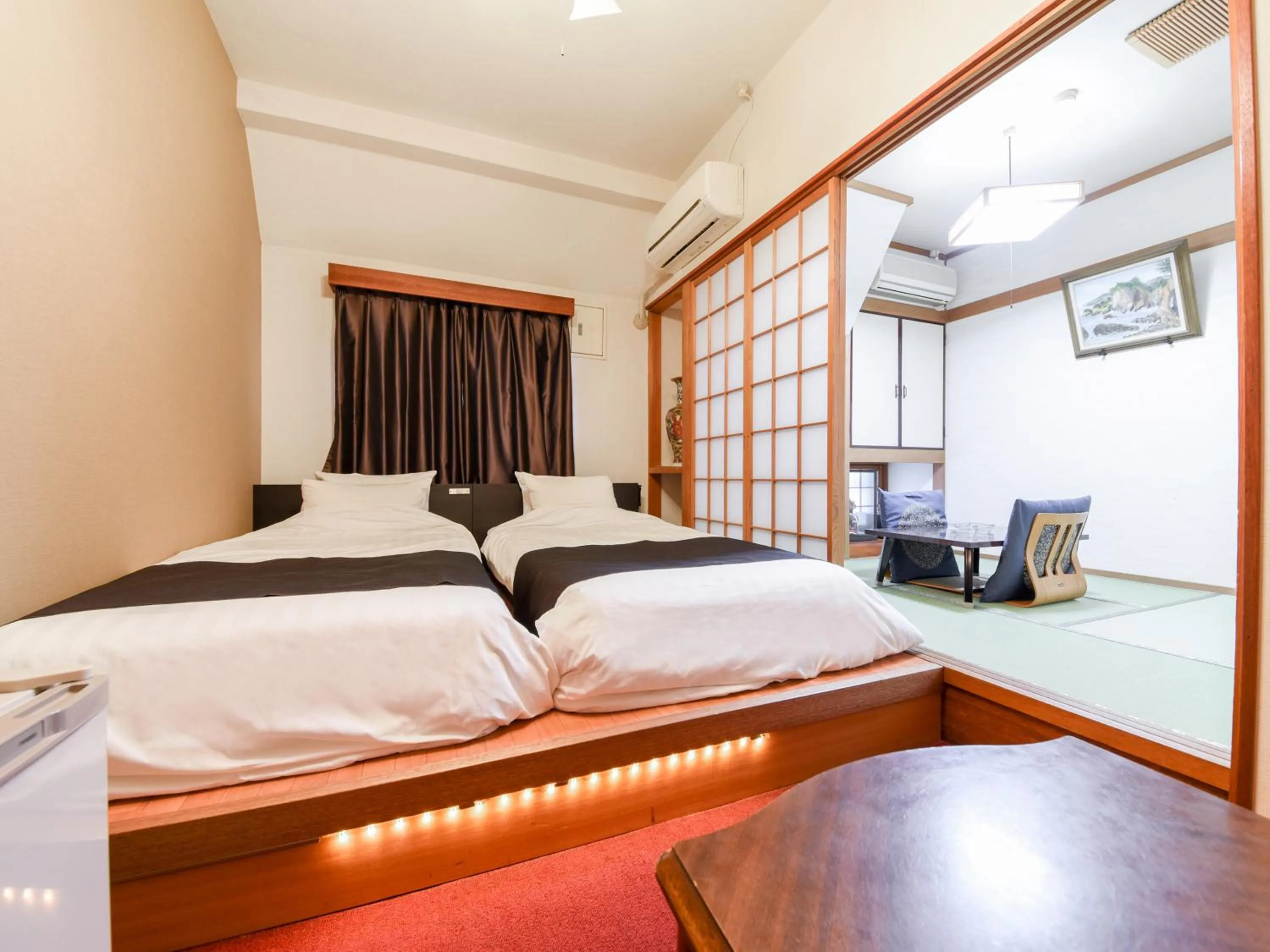 Photo of the whole room, Bed in Tanegashima Araki Hotel