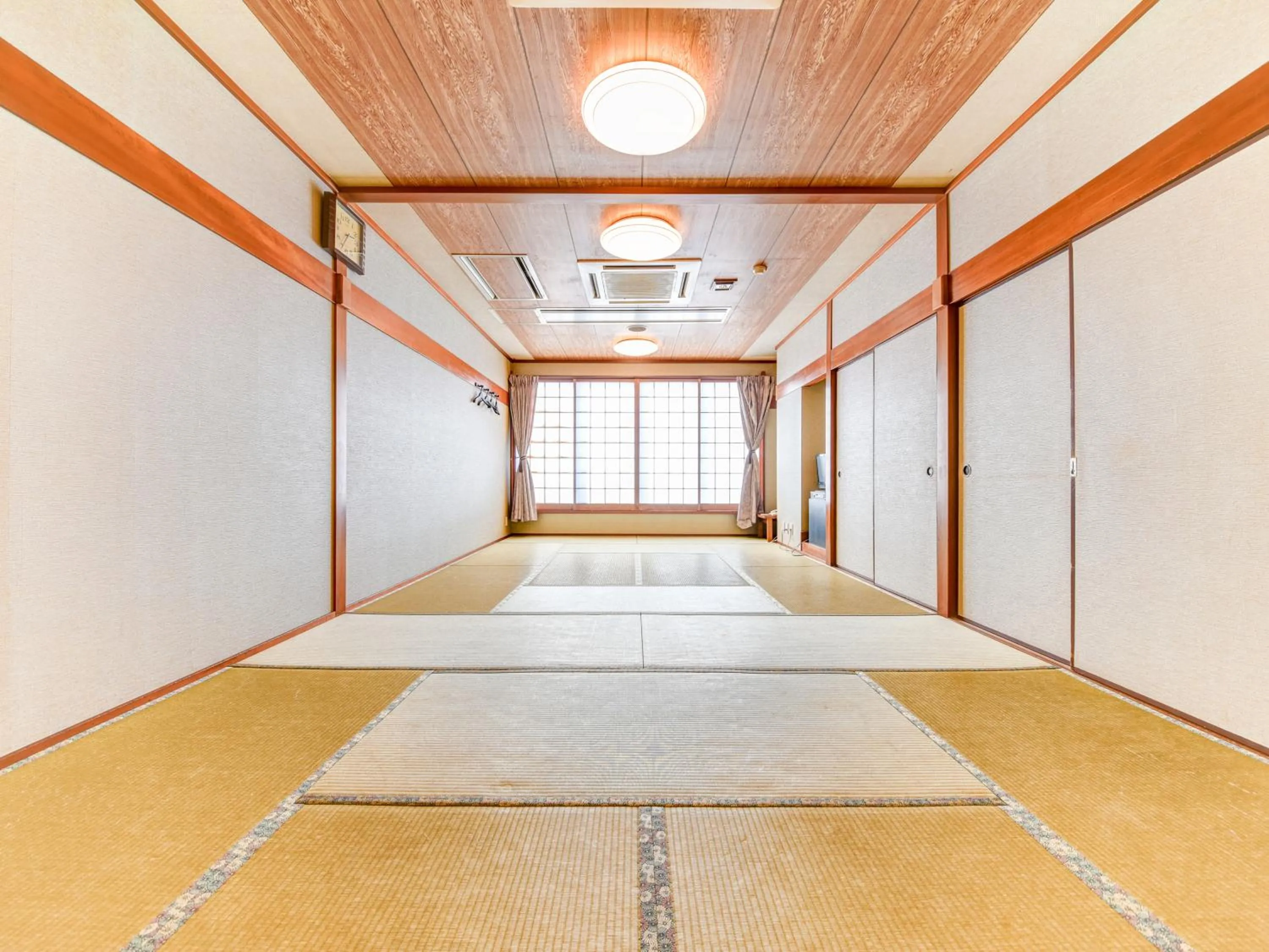 Photo of the whole room in Tanegashima Araki Hotel