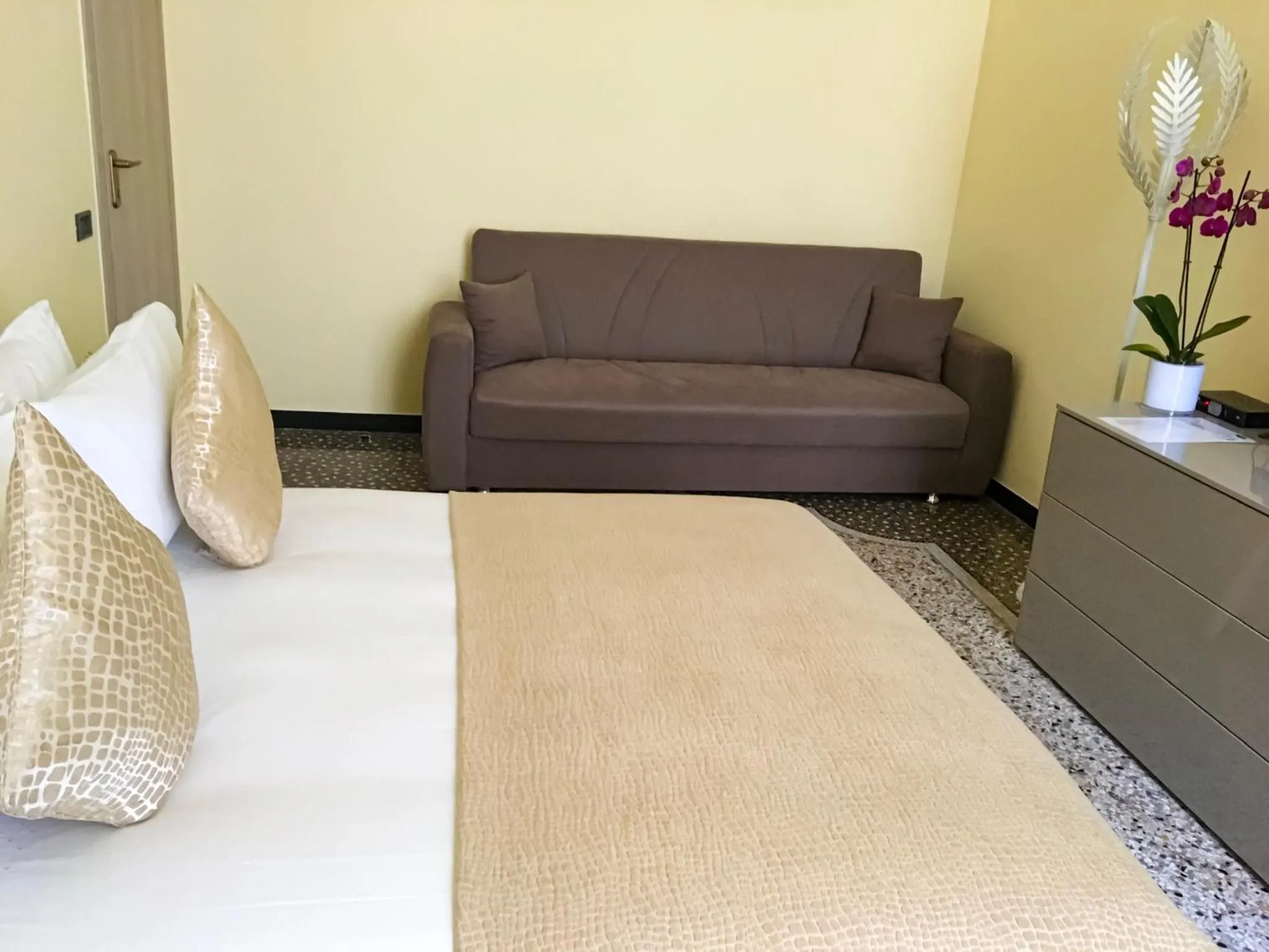 Bed in BASILICO Genova