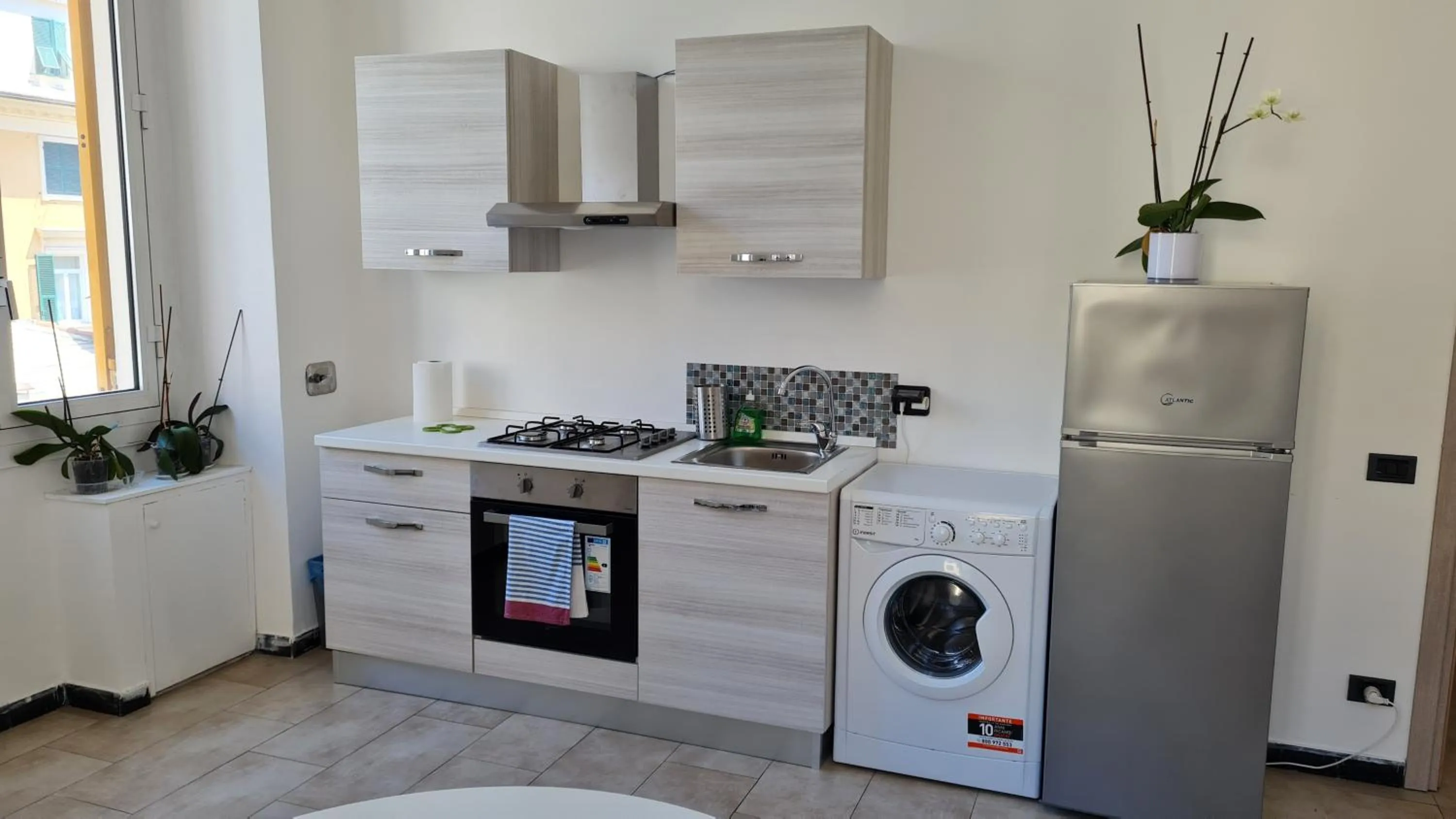 Kitchen or kitchenette, Kitchen/Kitchenette in BASILICO Genova